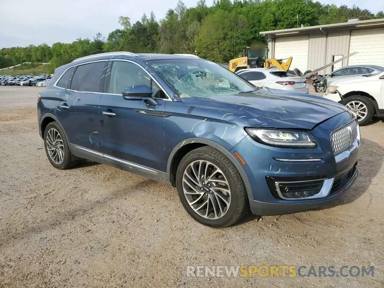 4 Photograph of a damaged car 2LMPJ6L96KBL18117 LINCOLN NAUTILUS 2019
