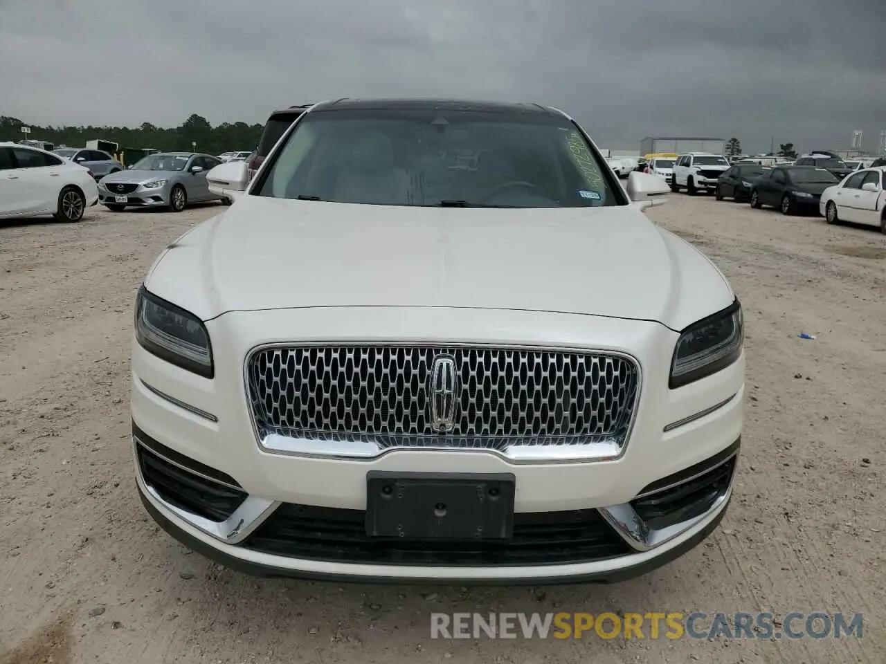 5 Photograph of a damaged car 2LMPJ6L96KBL23155 LINCOLN NAUTILUS 2019