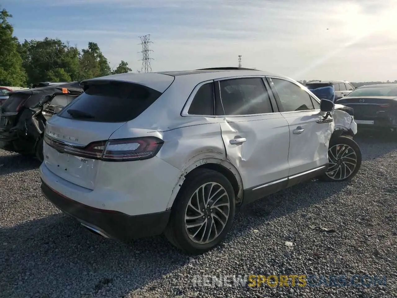 3 Photograph of a damaged car 2LMPJ6L98KBL12724 LINCOLN NAUTILUS 2019