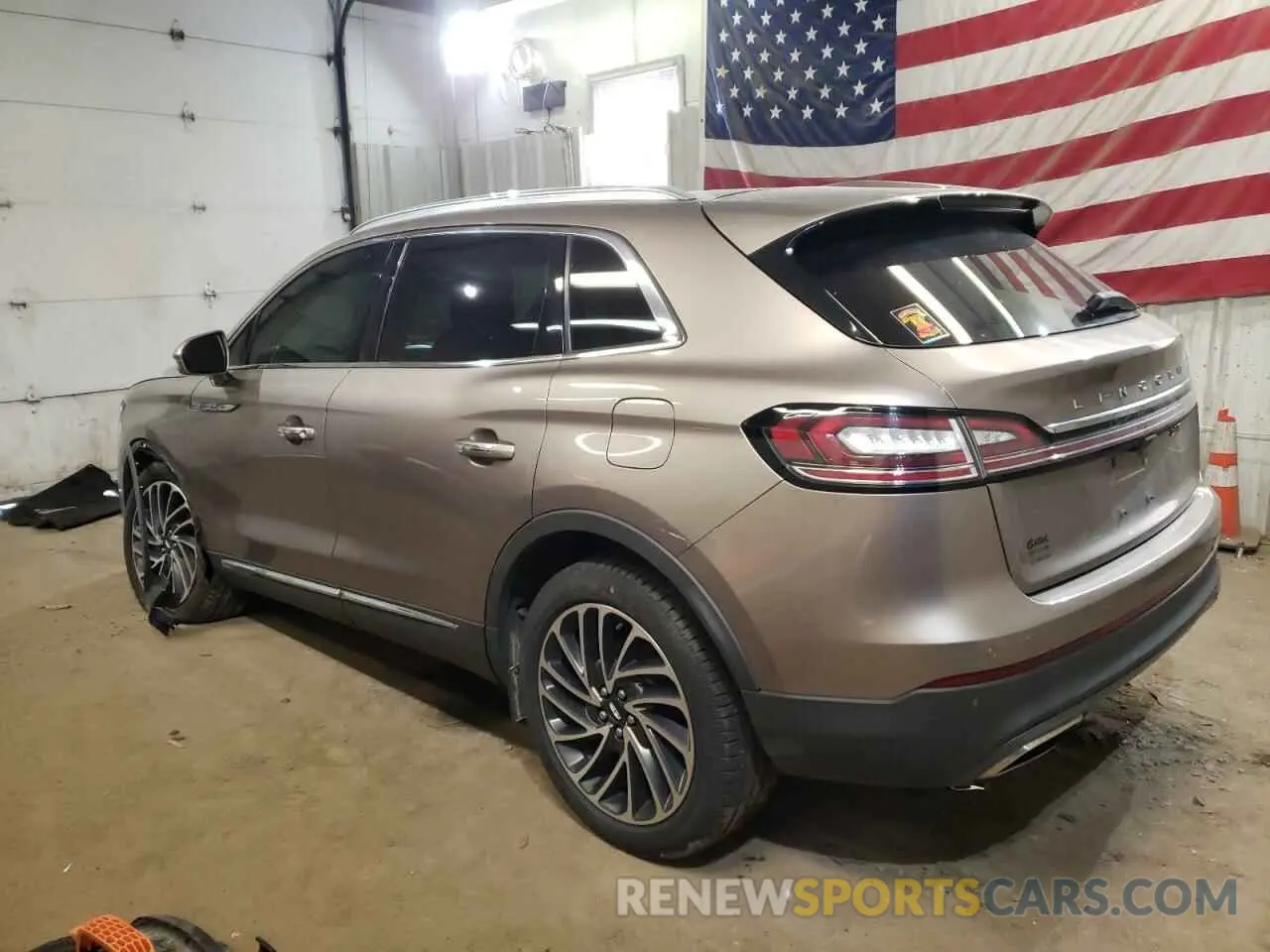 2 Photograph of a damaged car 2LMPJ6L99KBL16961 LINCOLN NAUTILUS 2019