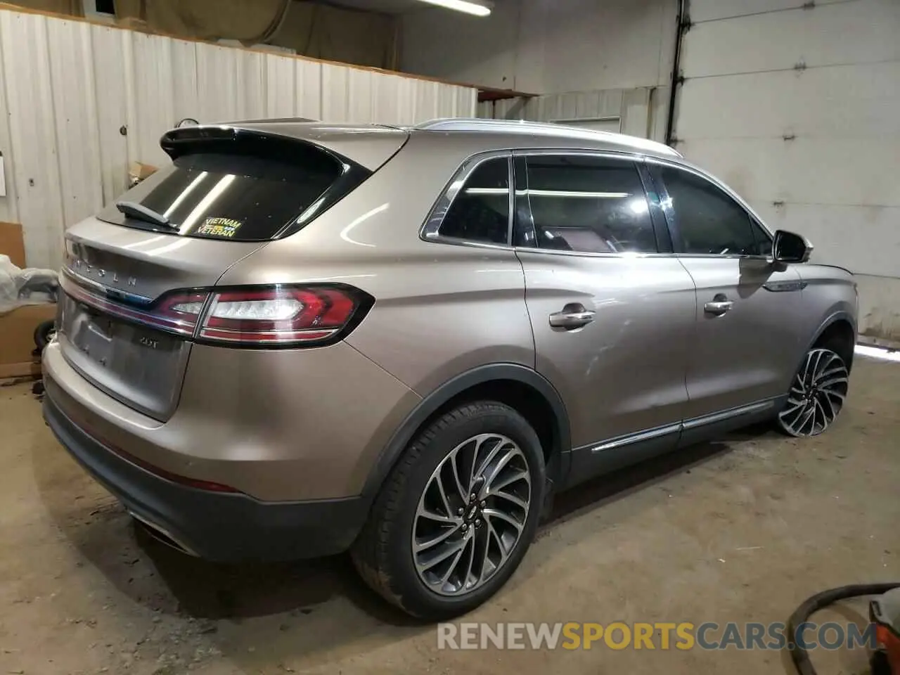 3 Photograph of a damaged car 2LMPJ6L99KBL16961 LINCOLN NAUTILUS 2019