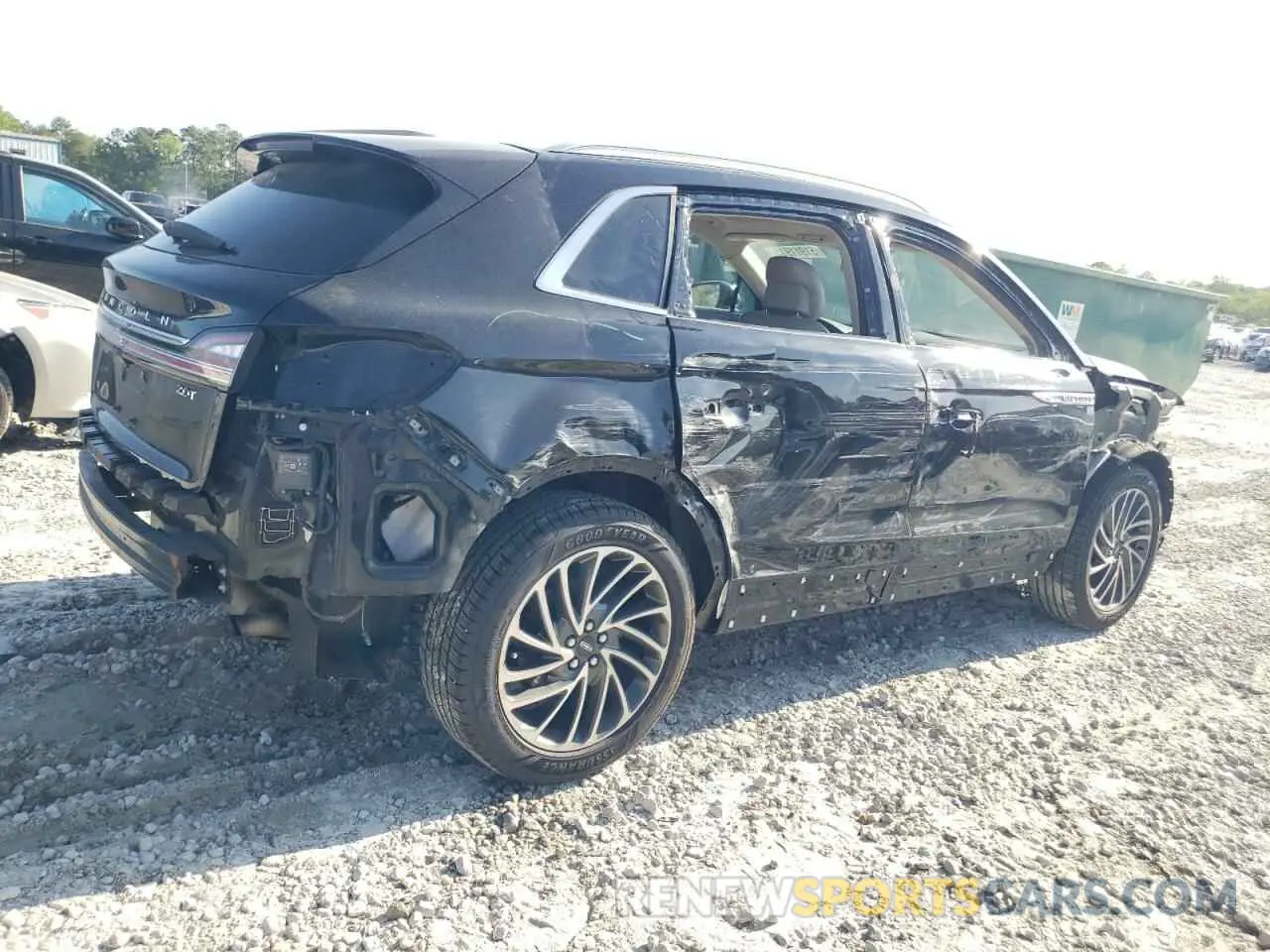 3 Photograph of a damaged car 2LMPJ6L9XKBL30738 LINCOLN NAUTILUS 2019