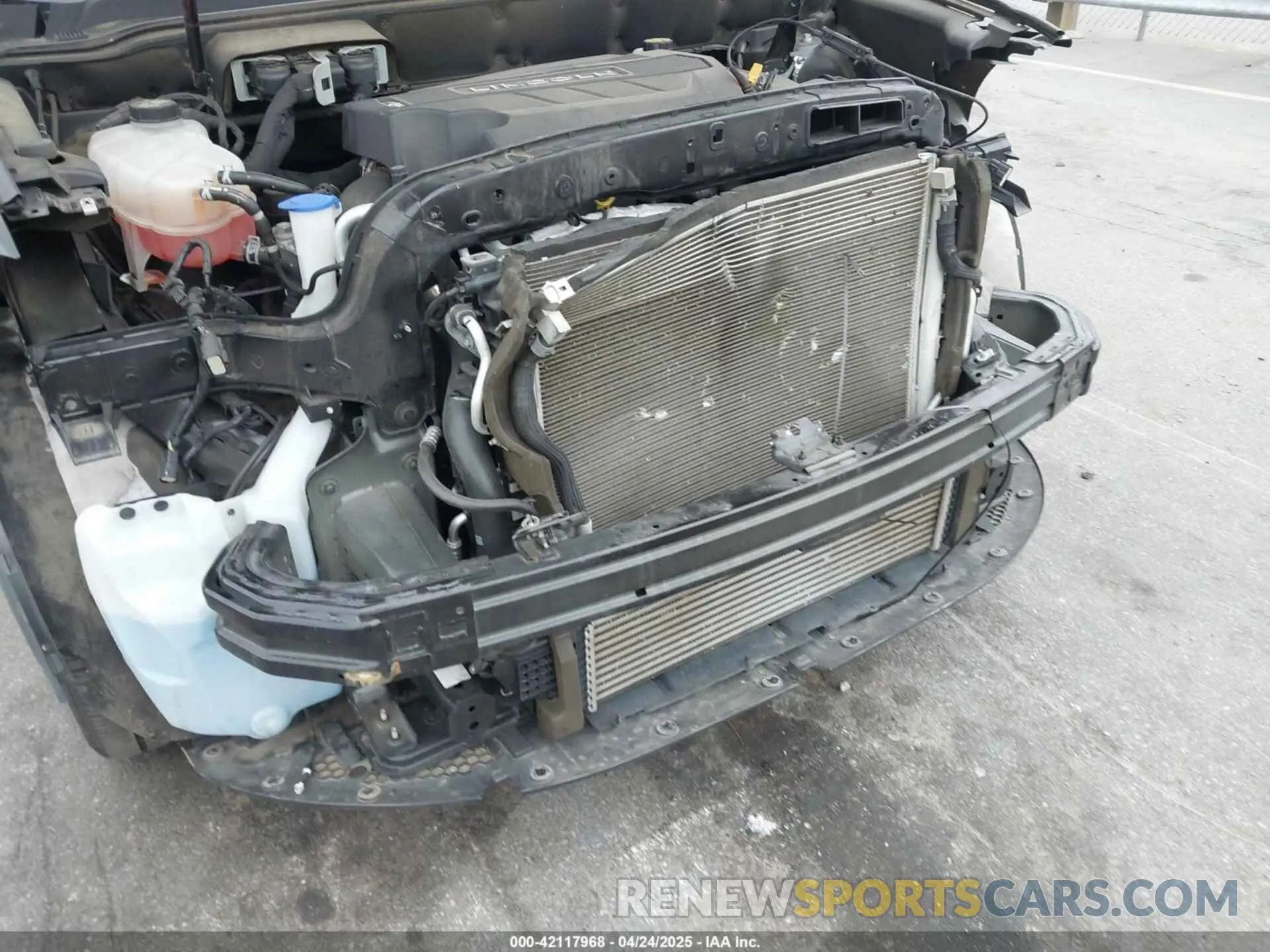 17 Photograph of a damaged car 2LMPJ6LP8KBL19297 LINCOLN NAUTILUS 2019