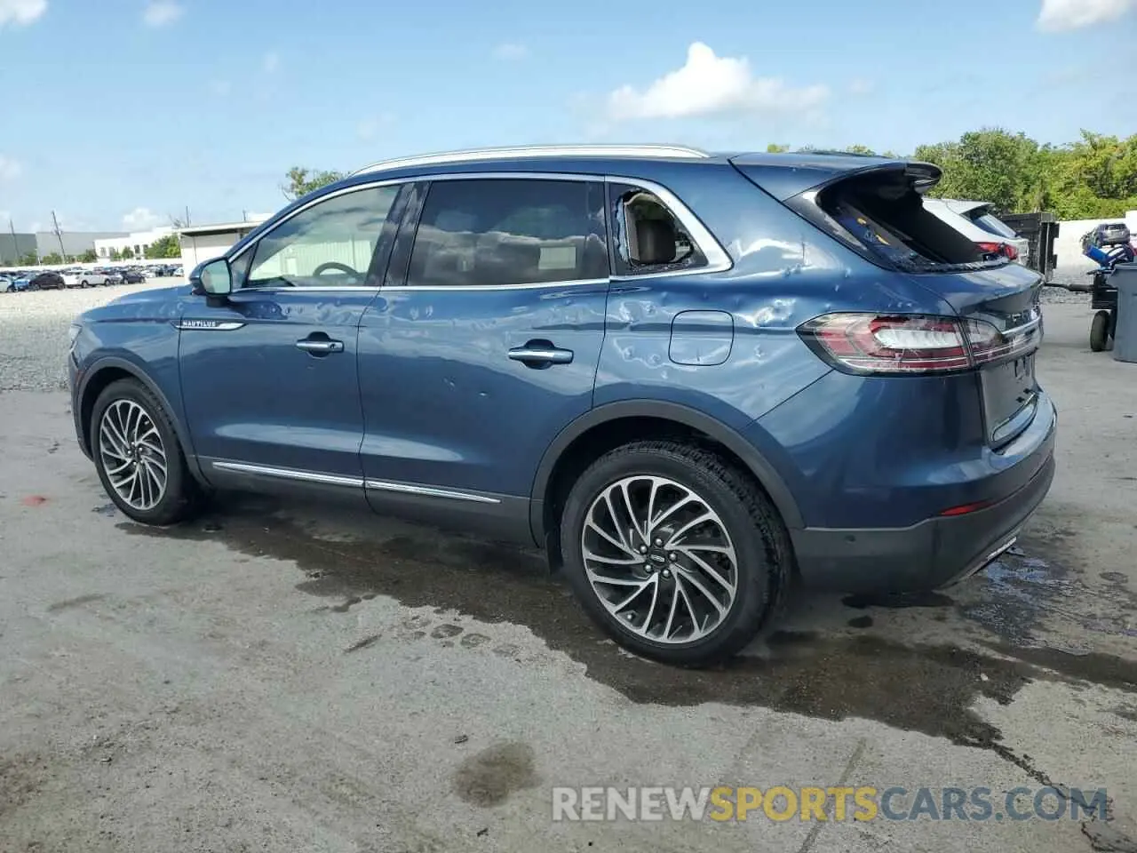 2 Photograph of a damaged car 2LMPJ6LPXKBL51006 LINCOLN NAUTILUS 2019