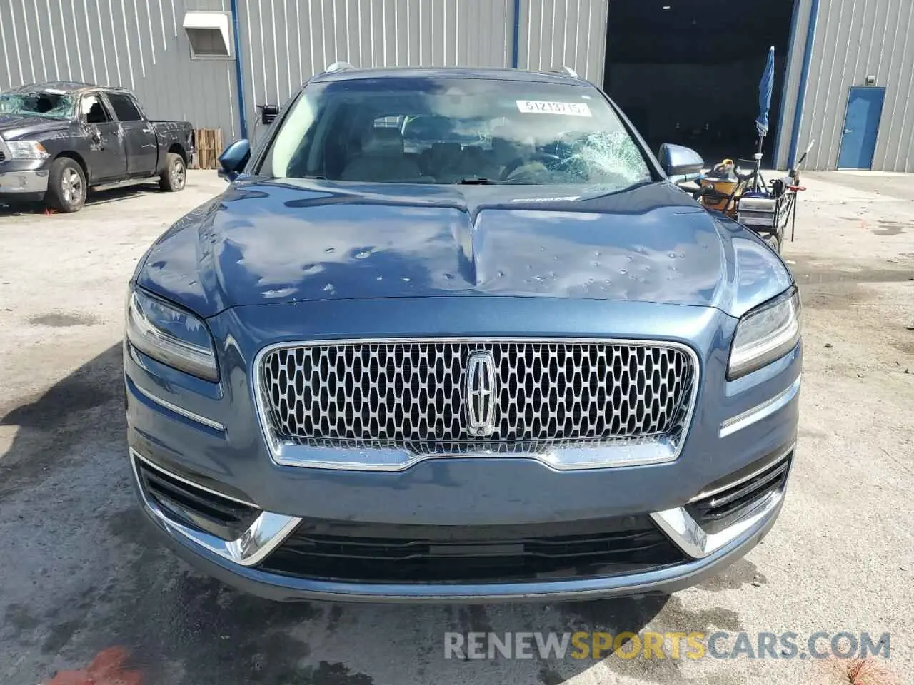 5 Photograph of a damaged car 2LMPJ6LPXKBL51006 LINCOLN NAUTILUS 2019