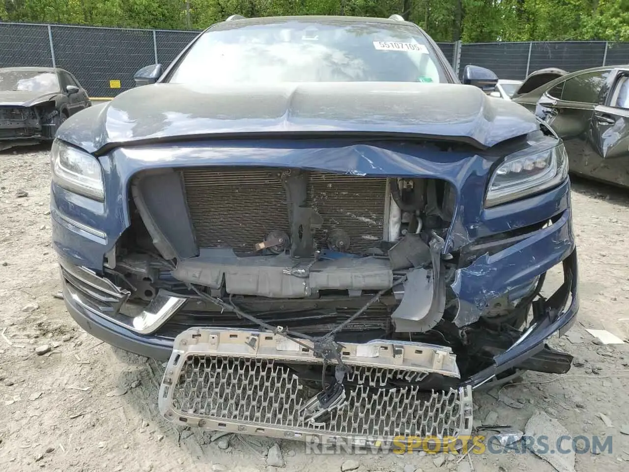 5 Photograph of a damaged car 2LMPJ7J9XKBL19876 LINCOLN NAUTILUS 2019