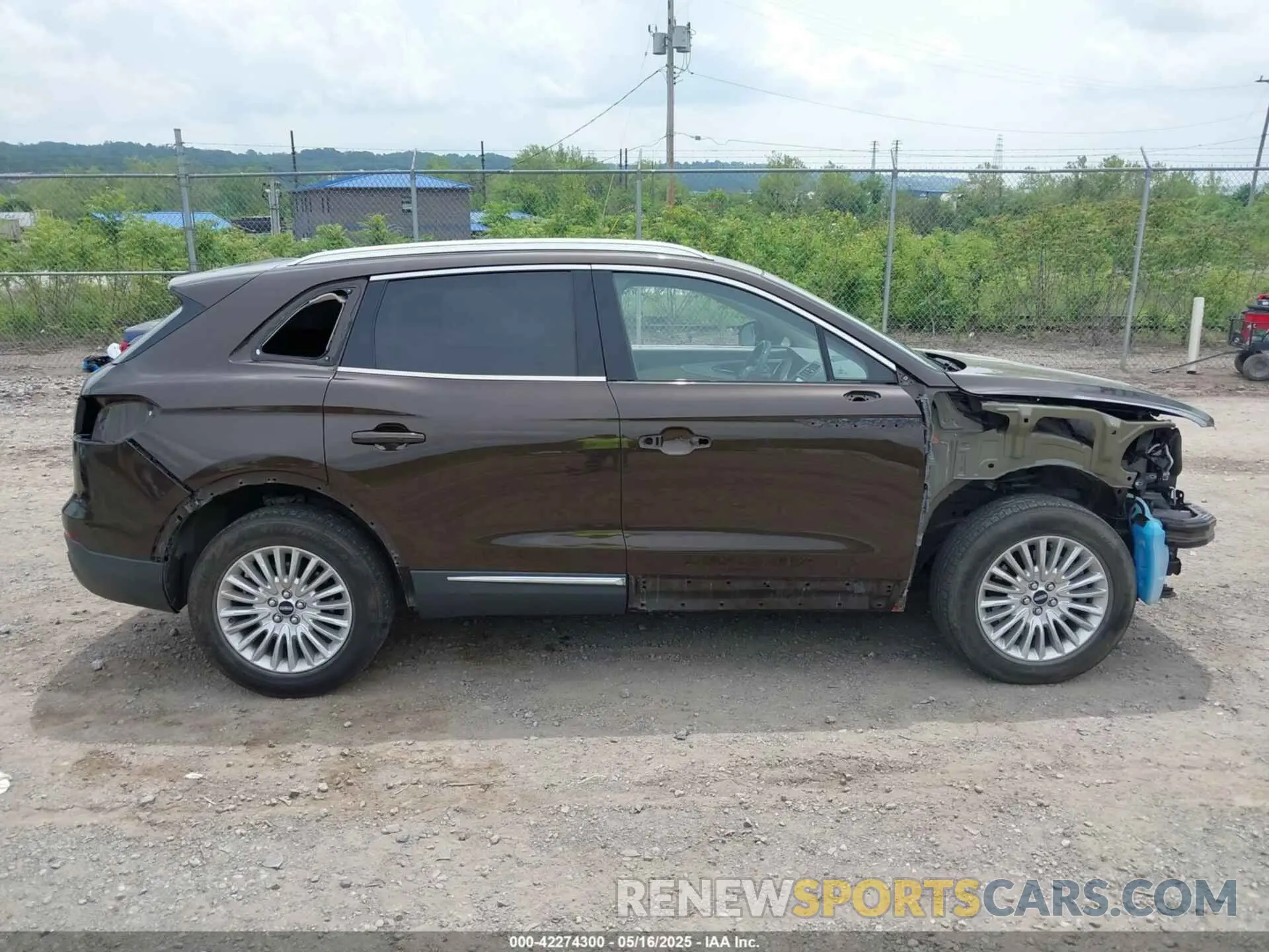 13 Photograph of a damaged car 2LMPJ8J9XKBL58148 LINCOLN NAUTILUS 2019