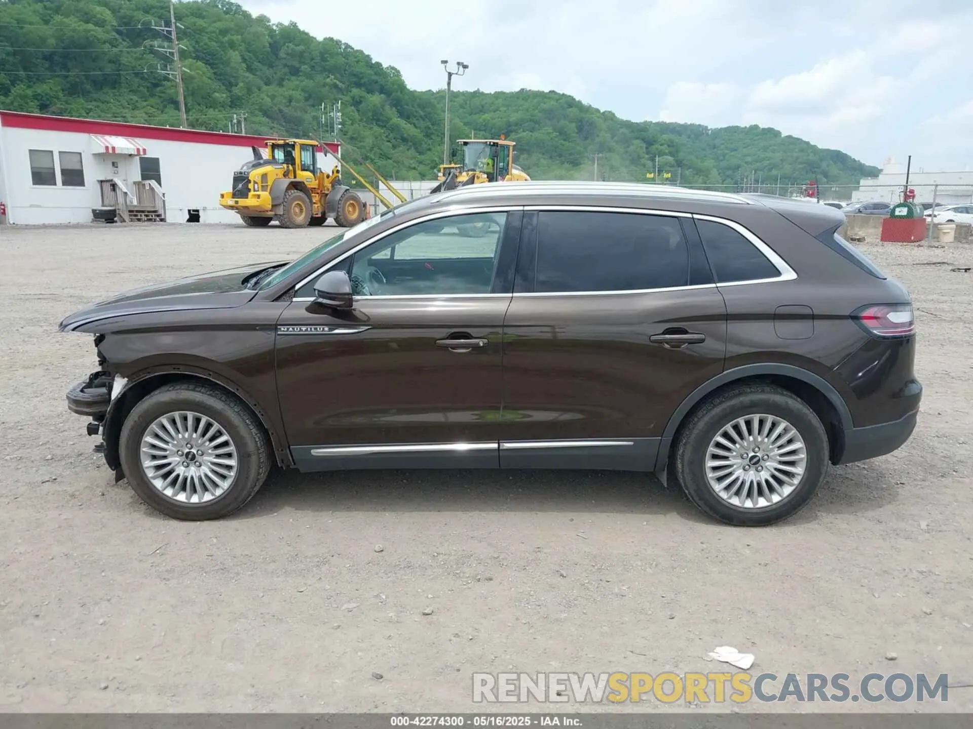 14 Photograph of a damaged car 2LMPJ8J9XKBL58148 LINCOLN NAUTILUS 2019