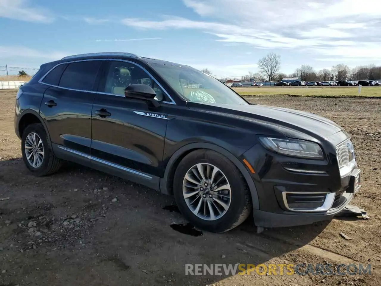 4 Photograph of a damaged car 2LMPJ8K91KBL62734 LINCOLN NAUTILUS 2019