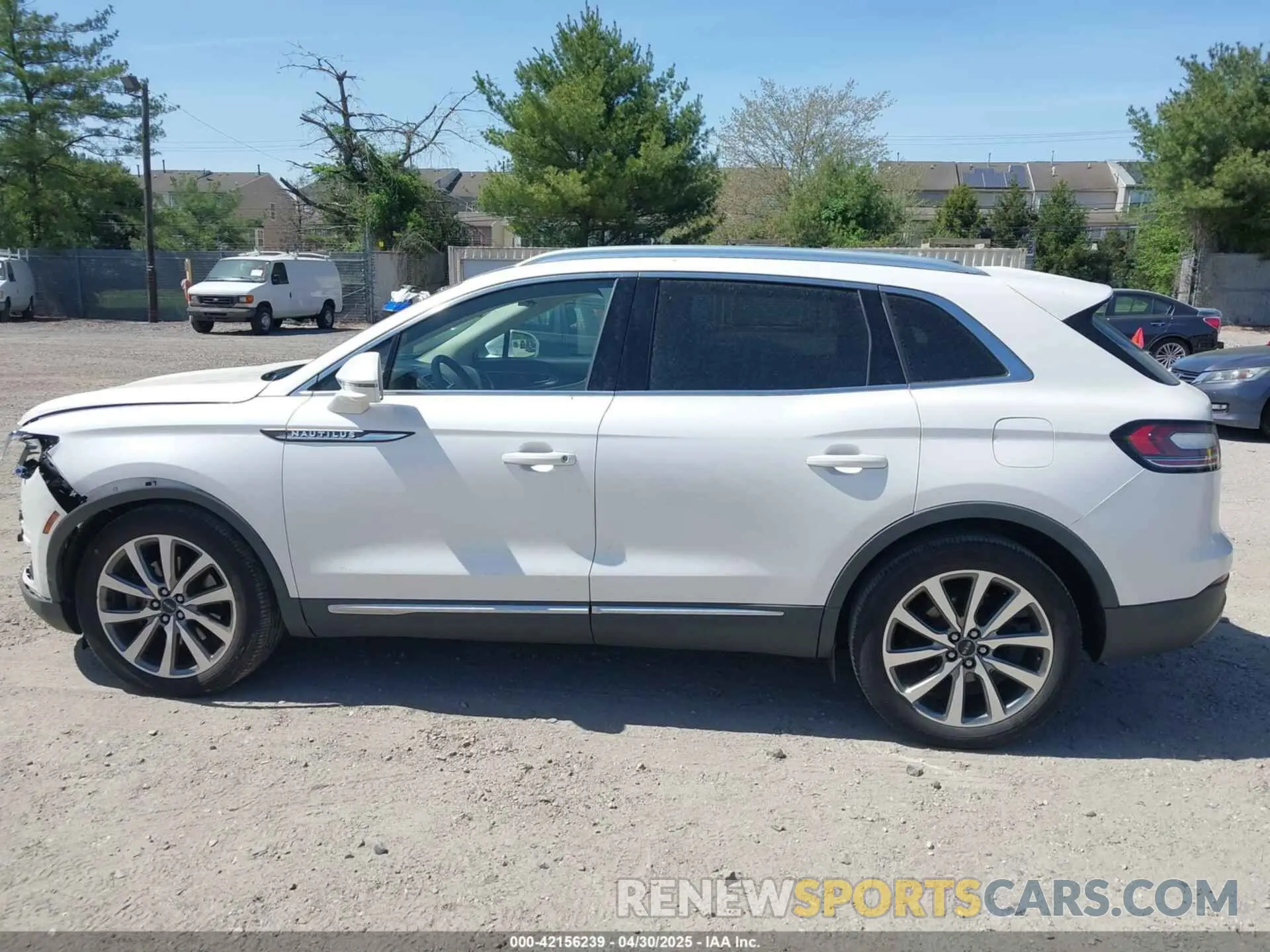 14 Photograph of a damaged car 2LMPJ8K92KBL11856 LINCOLN NAUTILUS 2019