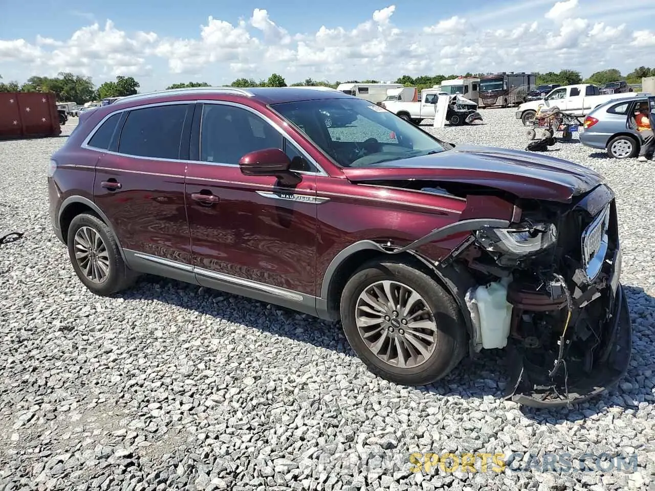 4 Photograph of a damaged car 2LMPJ8K92KBL40998 LINCOLN NAUTILUS 2019