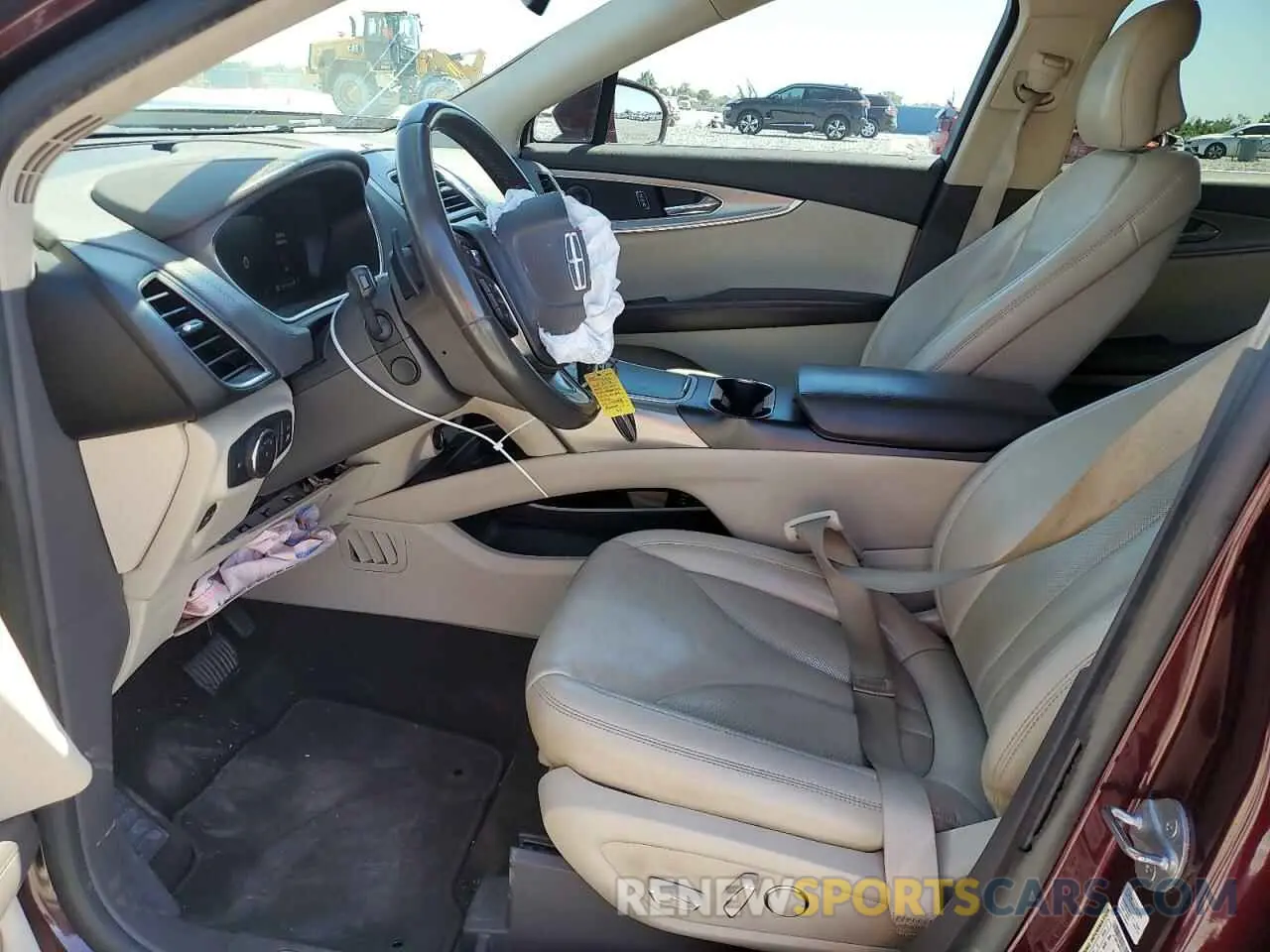7 Photograph of a damaged car 2LMPJ8K92KBL40998 LINCOLN NAUTILUS 2019