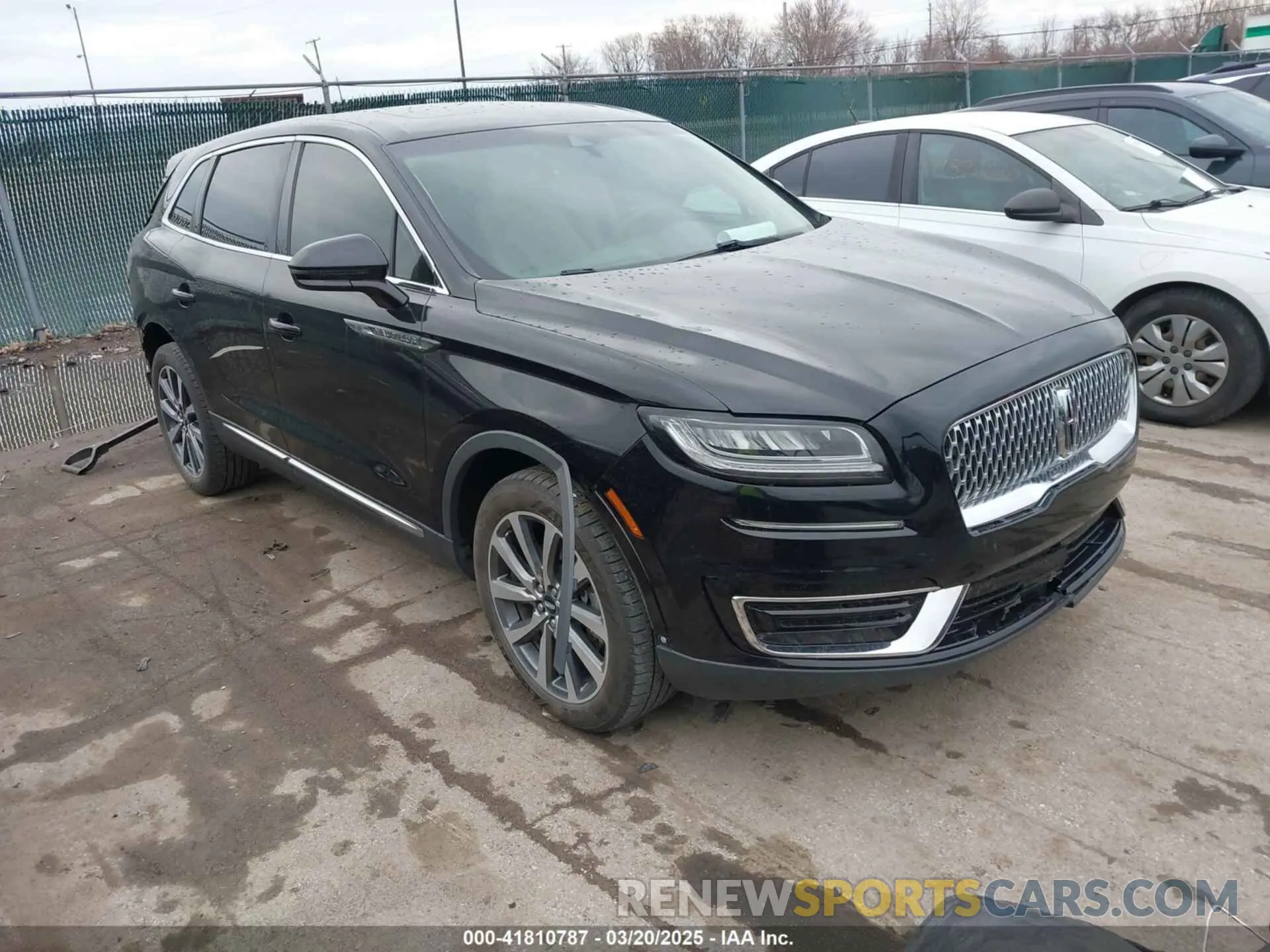1 Photograph of a damaged car 2LMPJ8K93KBL24776 LINCOLN NAUTILUS 2019