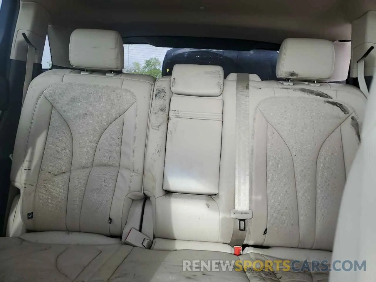 10 Photograph of a damaged car 2LMPJ8L90KBL63291 LINCOLN NAUTILUS 2019