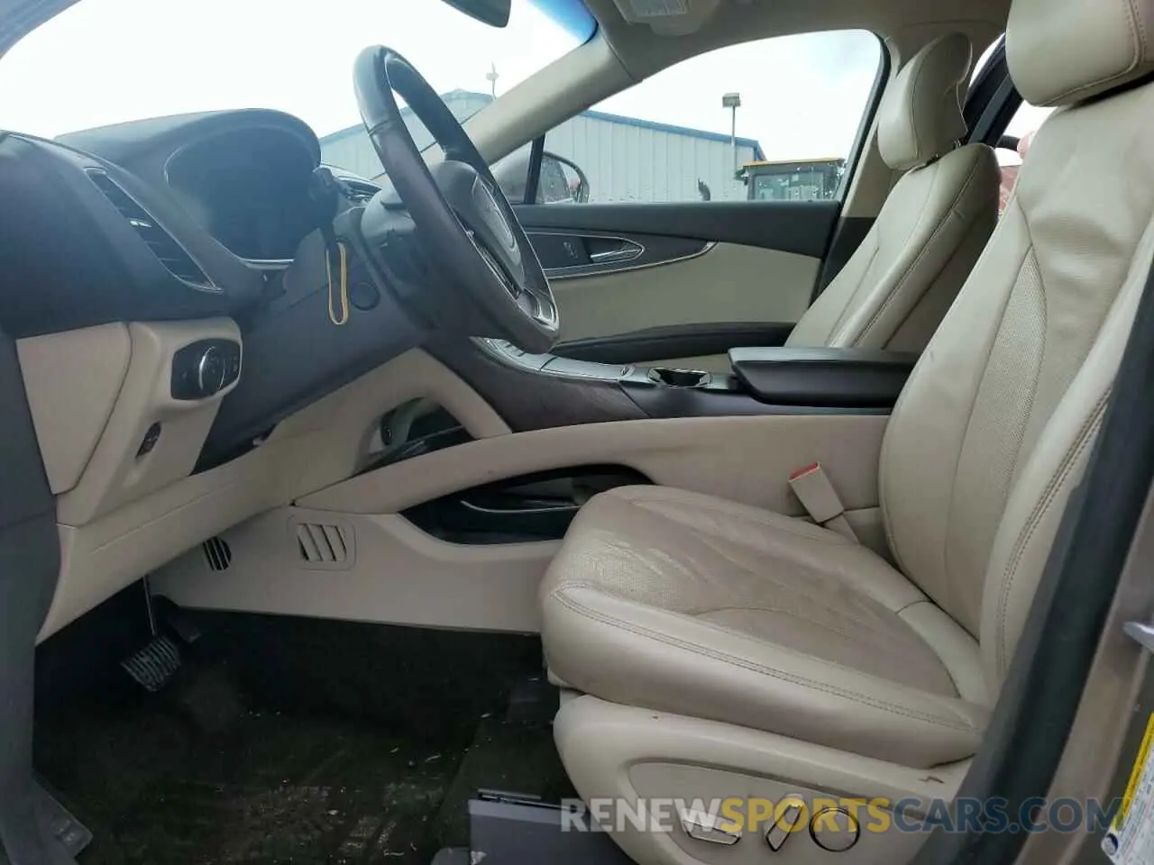 7 Photograph of a damaged car 2LMPJ8L90KBL63291 LINCOLN NAUTILUS 2019