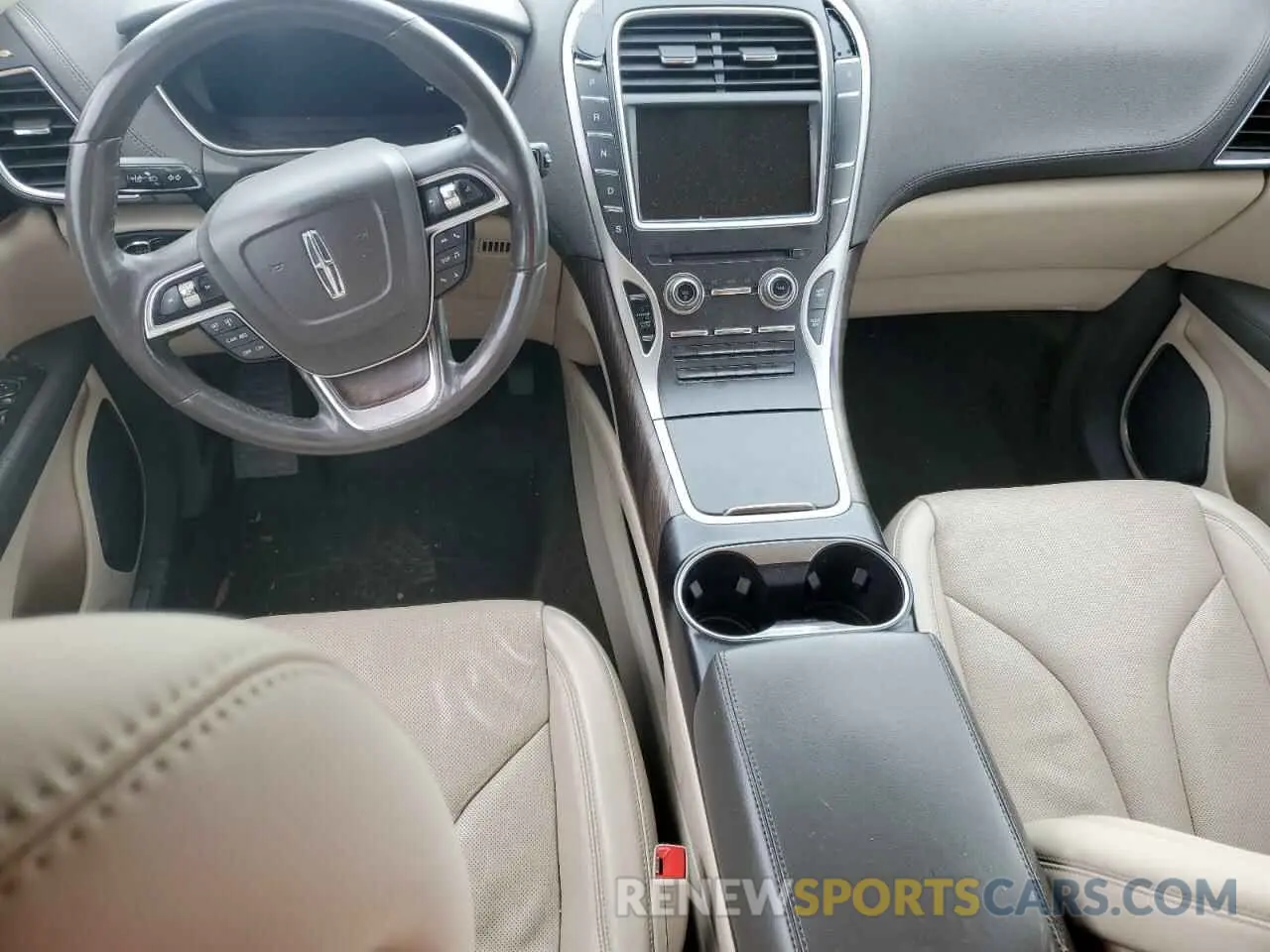 8 Photograph of a damaged car 2LMPJ8L90KBL63291 LINCOLN NAUTILUS 2019