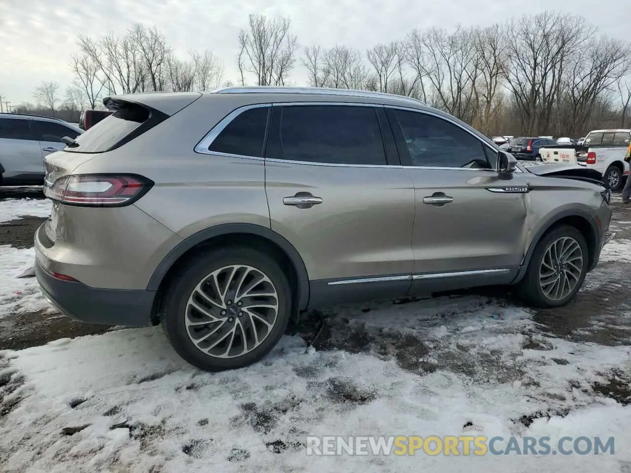 3 Photograph of a damaged car 2LMPJ8L93KBL11136 LINCOLN NAUTILUS 2019