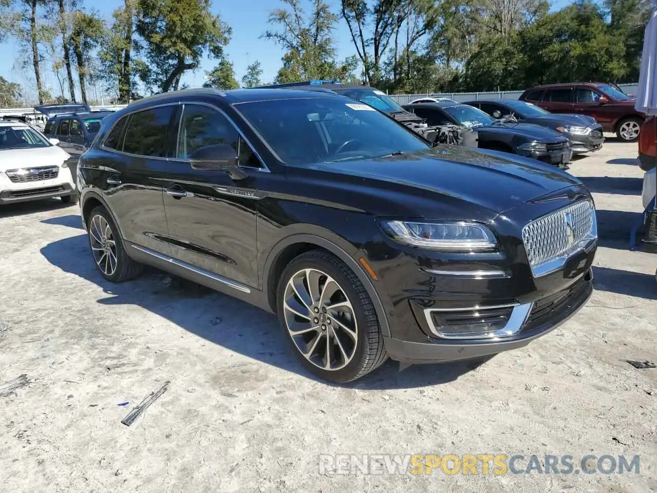 4 Photograph of a damaged car 2LMPJ8L96KBL24432 LINCOLN NAUTILUS 2019