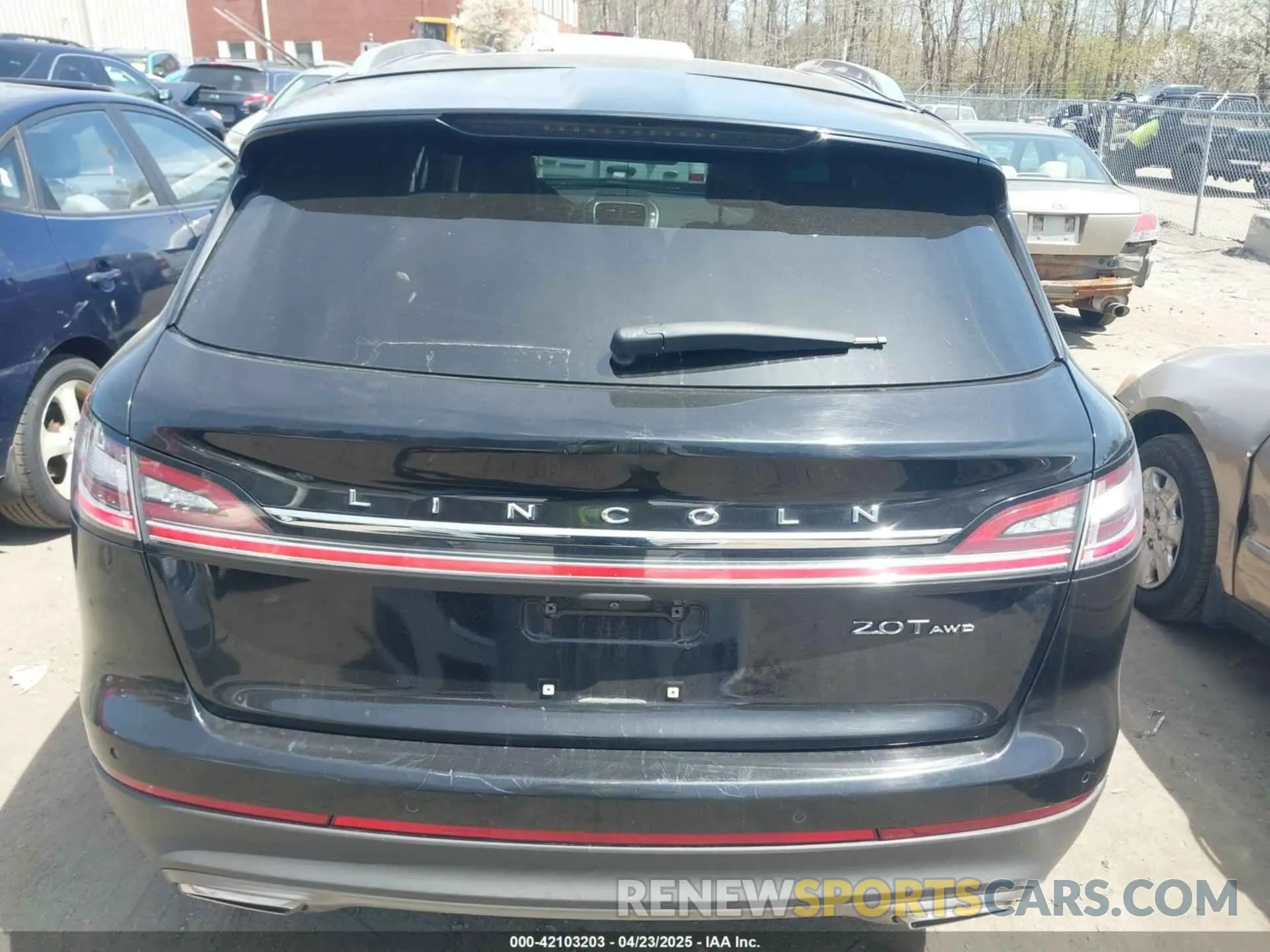 16 Photograph of a damaged car 2LMPJ8L97KBL46293 LINCOLN NAUTILUS 2019
