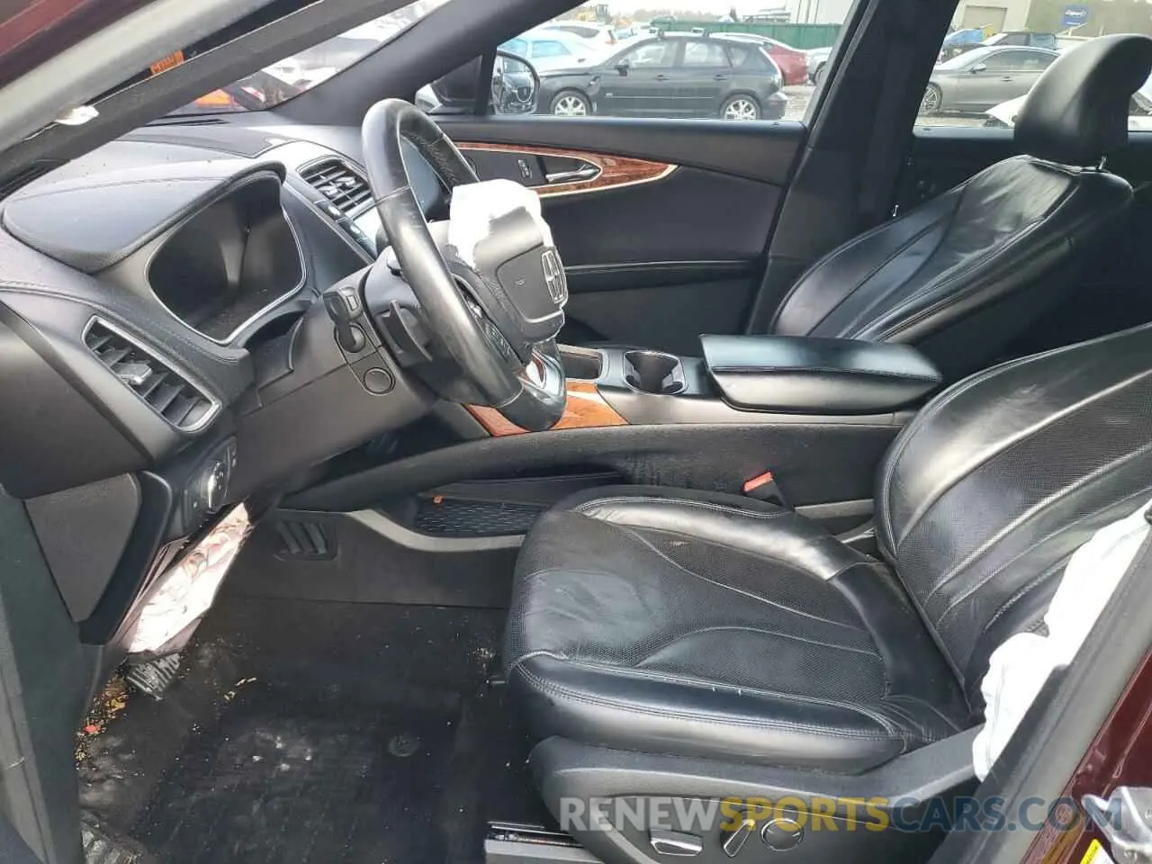 7 Photograph of a damaged car 2LMPJ8L98KBL16896 LINCOLN NAUTILUS 2019