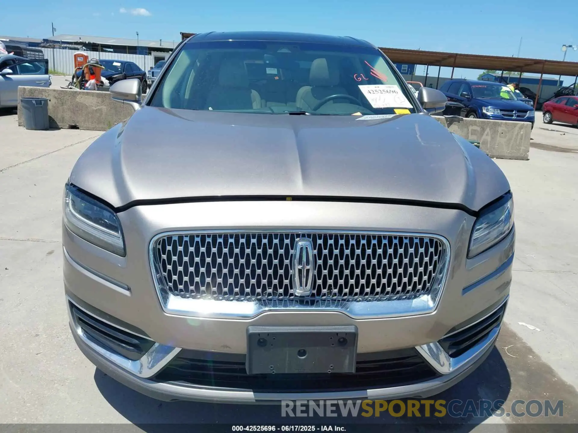 12 Photograph of a damaged car 2LMPJ8LP2KBL19503 LINCOLN NAUTILUS 2019