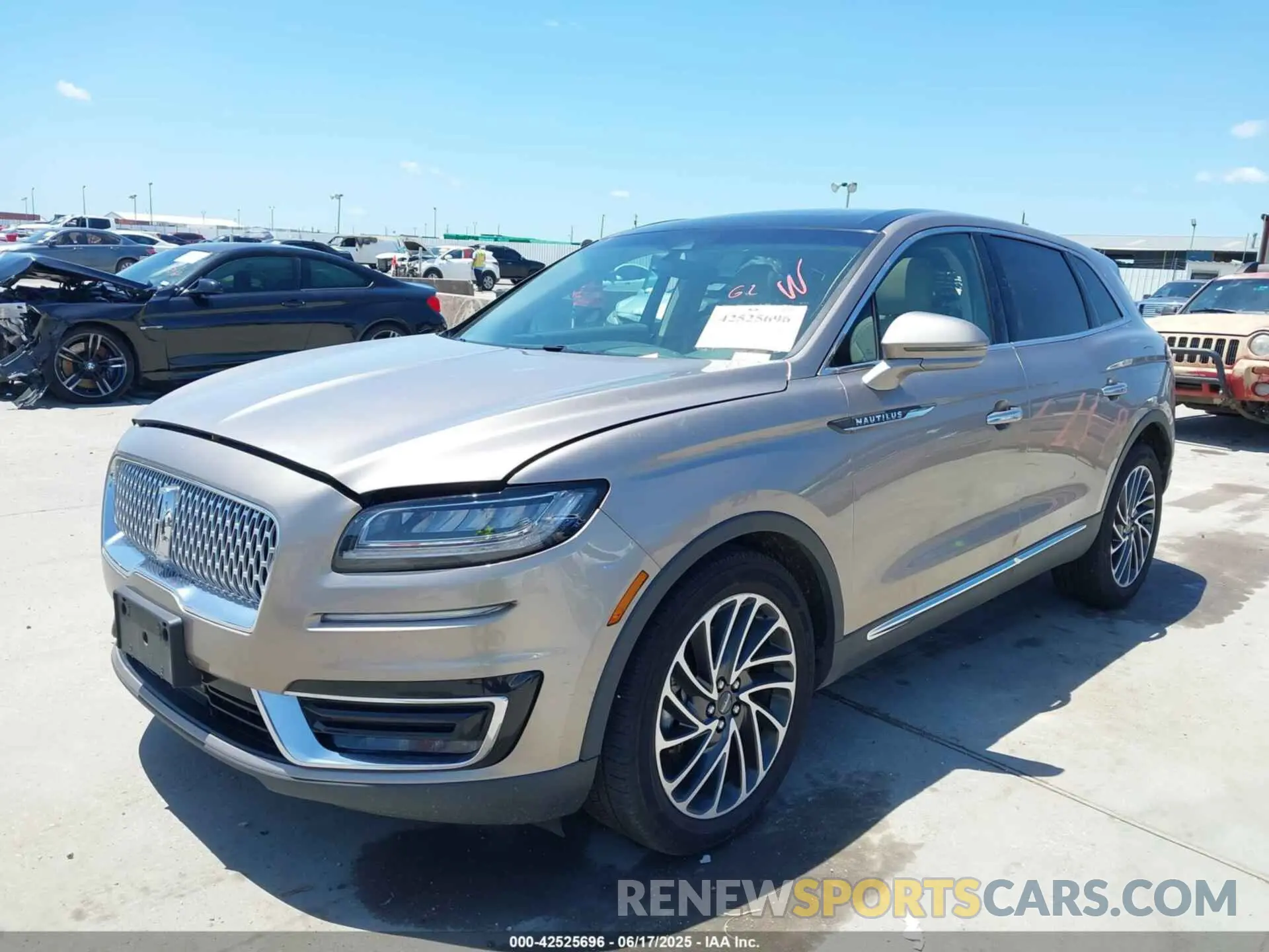 2 Photograph of a damaged car 2LMPJ8LP2KBL19503 LINCOLN NAUTILUS 2019