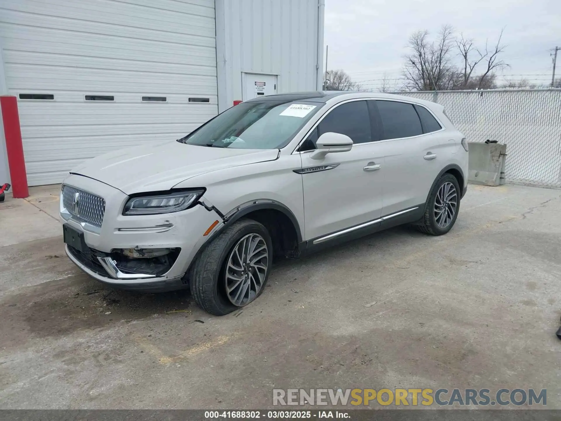 2 Photograph of a damaged car 2LMPJ8LP3KBL17646 LINCOLN NAUTILUS 2019
