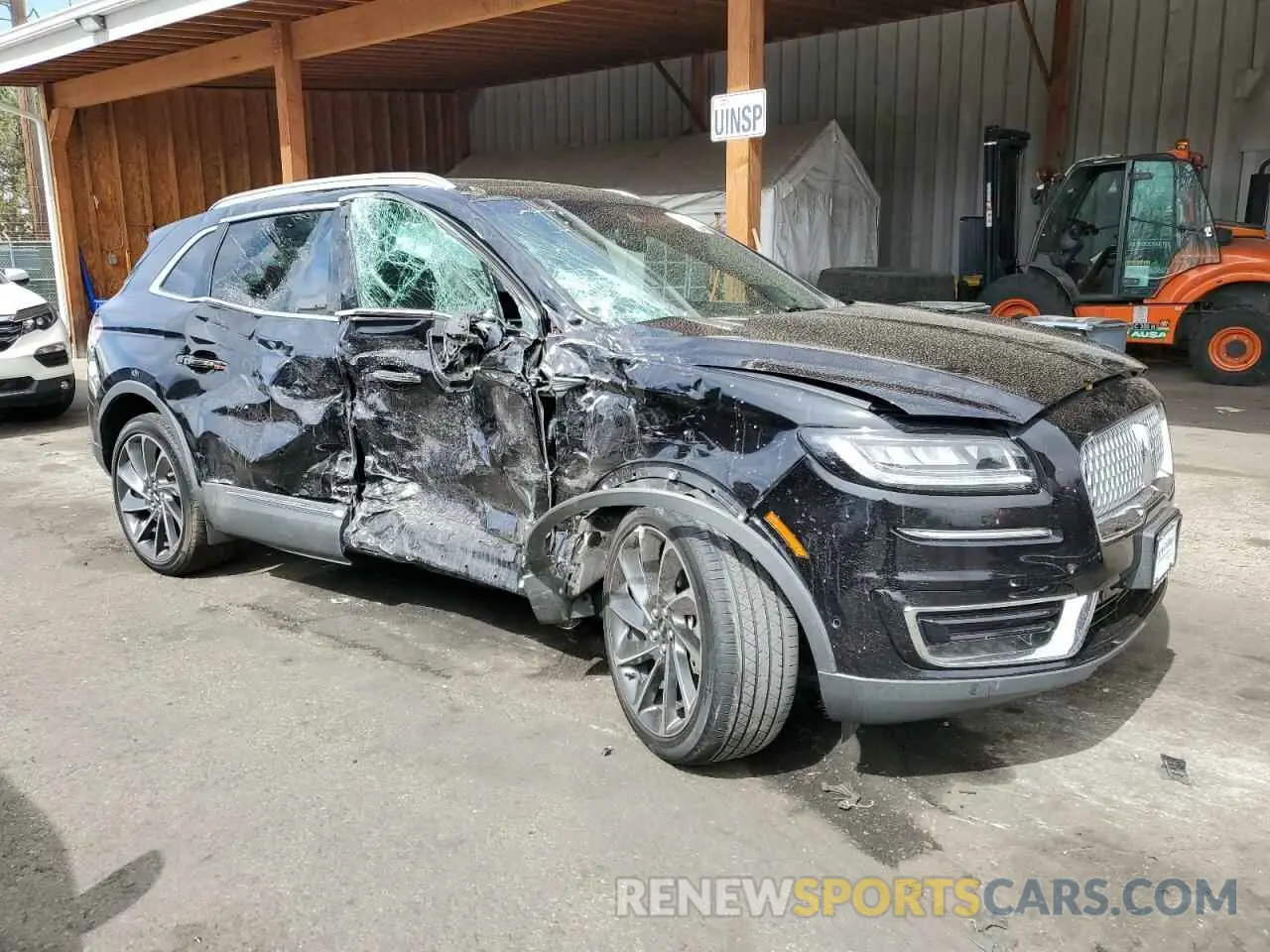 4 Photograph of a damaged car 2LMPJ8LP8KBL12507 LINCOLN NAUTILUS 2019