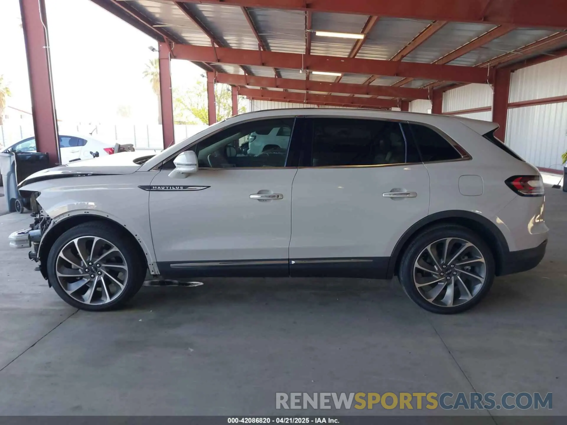 15 Photograph of a damaged car 2LMPJ8LP9KBL41756 LINCOLN NAUTILUS 2019