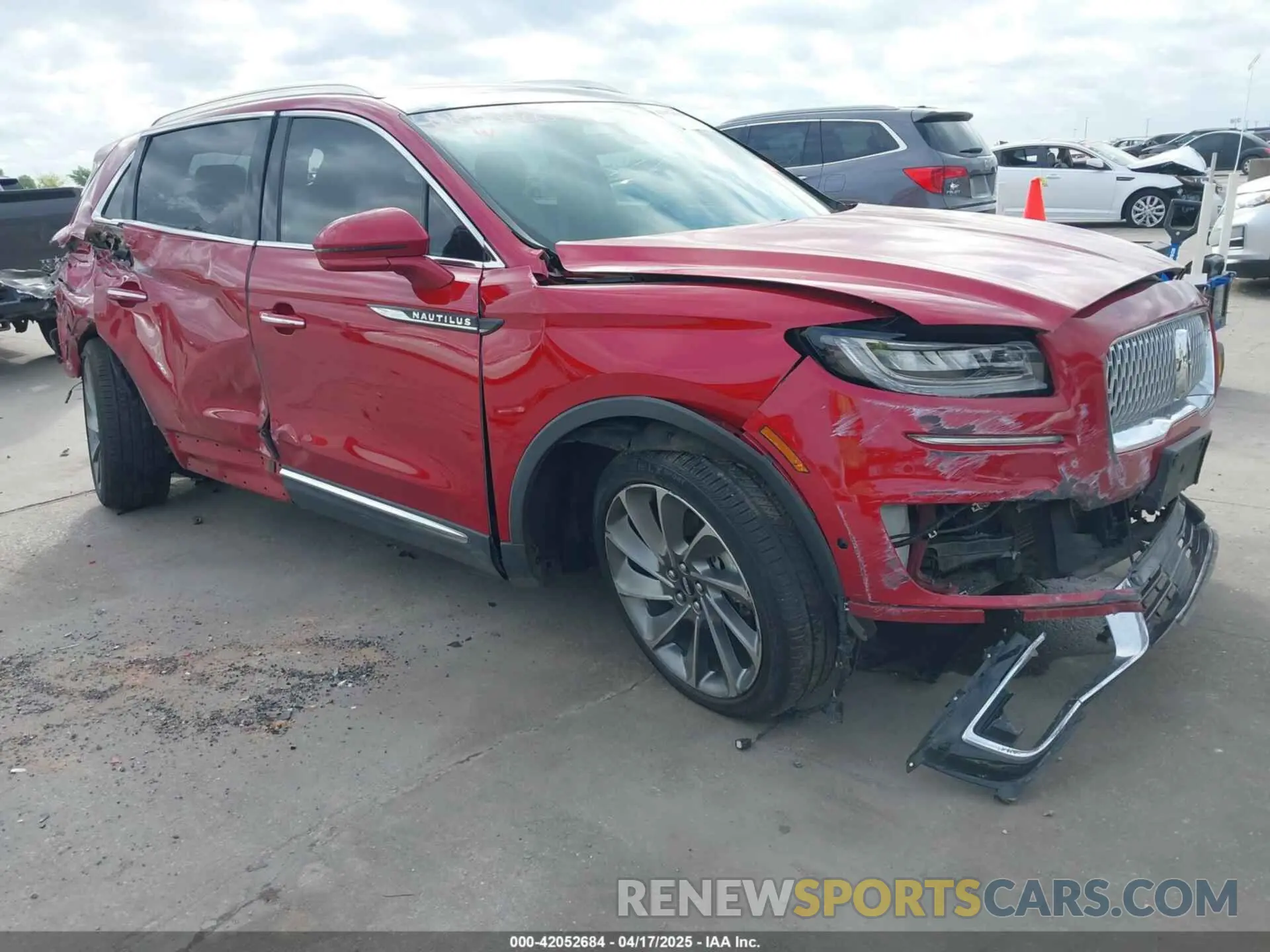 1 Photograph of a damaged car 2LMPJ6K94LBL04669 LINCOLN NAUTILUS 2020