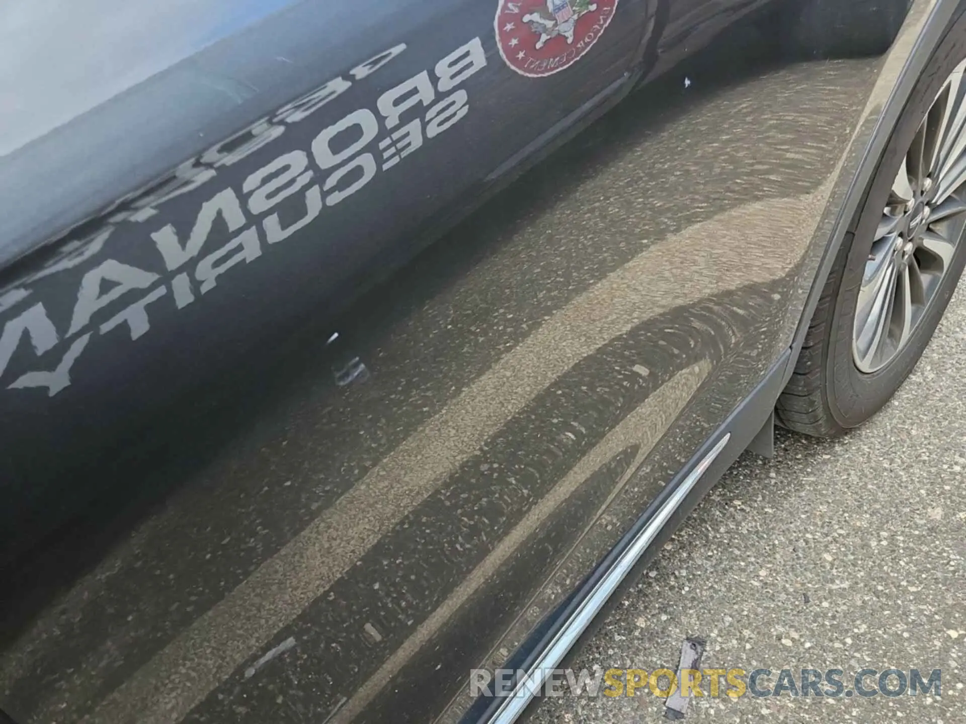 26 Photograph of a damaged car 2LMPJ6K95LBL30021 LINCOLN NAUTILUS 2020