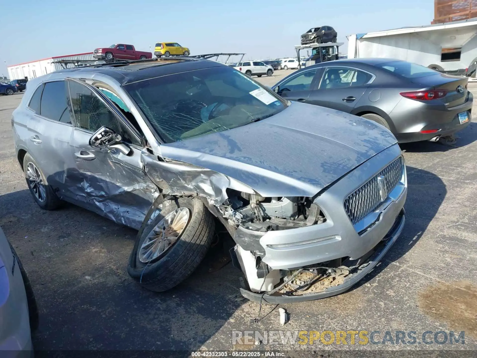 1 Photograph of a damaged car 2LMPJ6K98LBL14122 LINCOLN NAUTILUS 2020