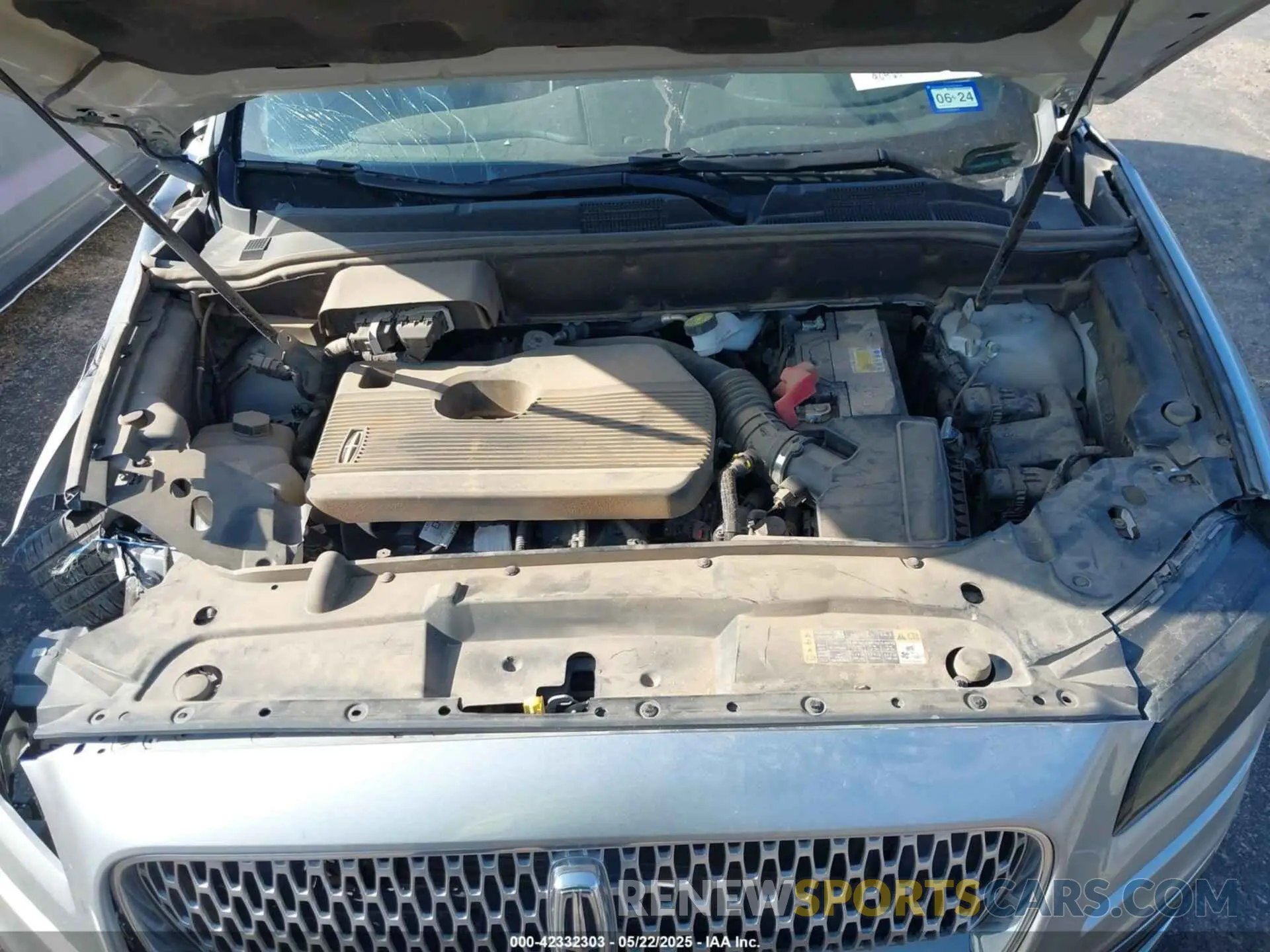 10 Photograph of a damaged car 2LMPJ6K98LBL14122 LINCOLN NAUTILUS 2020