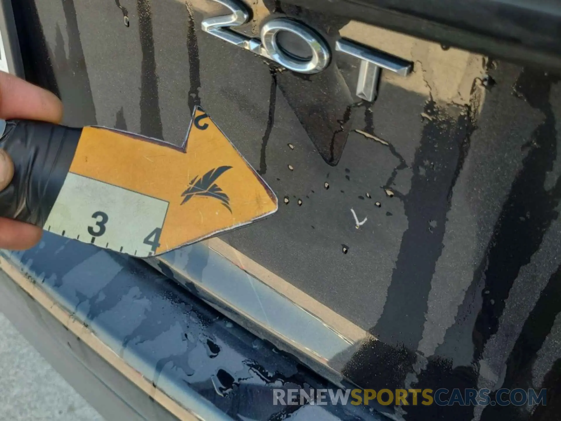 53 Photograph of a damaged car 2LMPJ6K99LBL12010 LINCOLN NAUTILUS 2020
