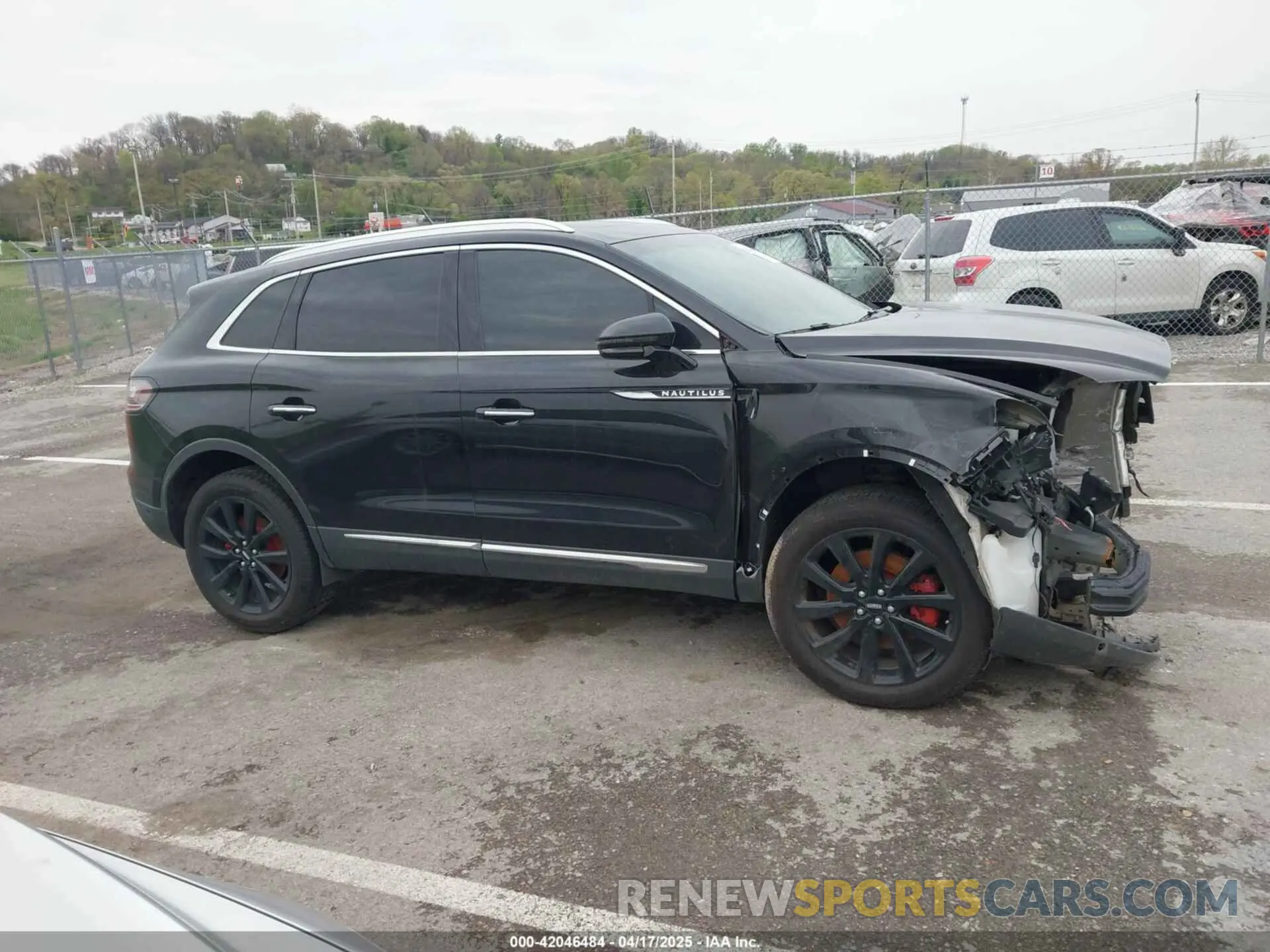 13 Photograph of a damaged car 2LMPJ8K93LBL23886 LINCOLN NAUTILUS 2020