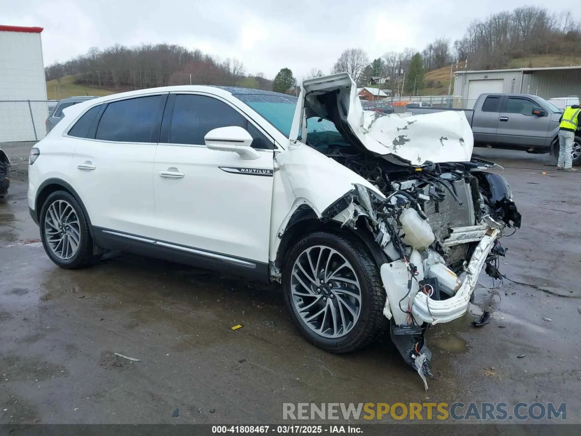 1 Photograph of a damaged car 2LMPJ8K96LBL09934 LINCOLN NAUTILUS 2020