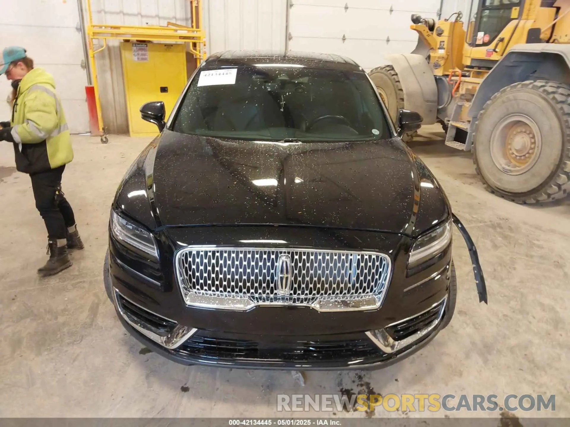 12 Photograph of a damaged car 2LMPJ8K96LBL17130 LINCOLN NAUTILUS 2020