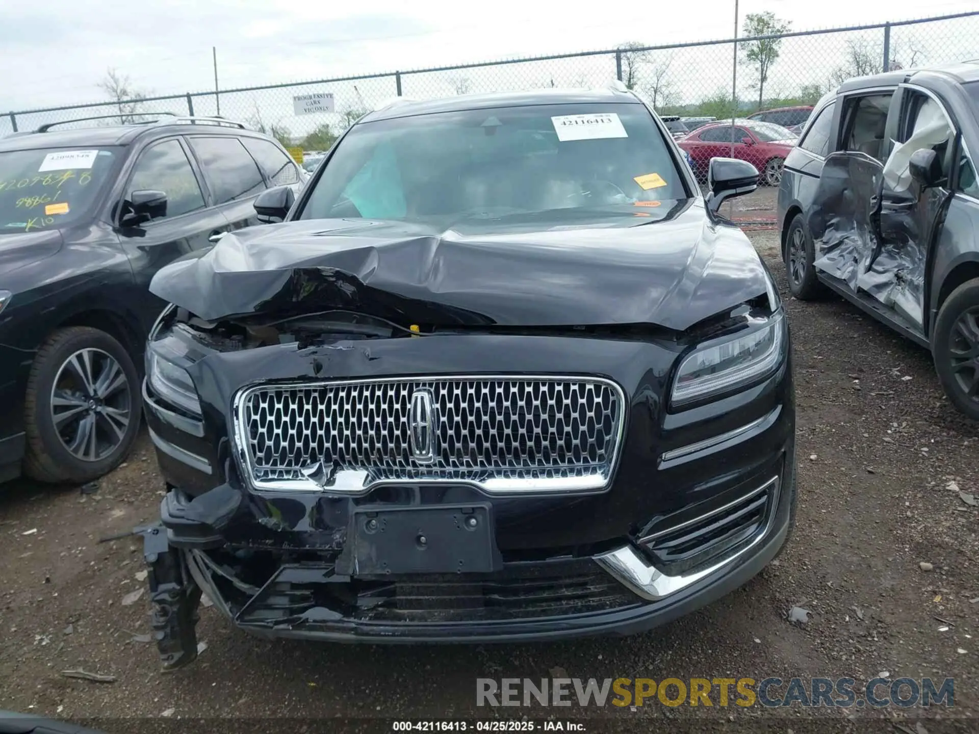 12 Photograph of a damaged car 2LMPJ8KP6LBL14744 LINCOLN NAUTILUS 2020