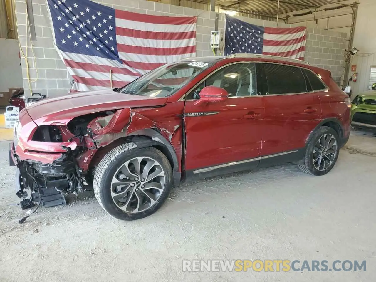 1 Photograph of a damaged car 2LMPJ6K90MBL16867 LINCOLN NAUTILUS 2021