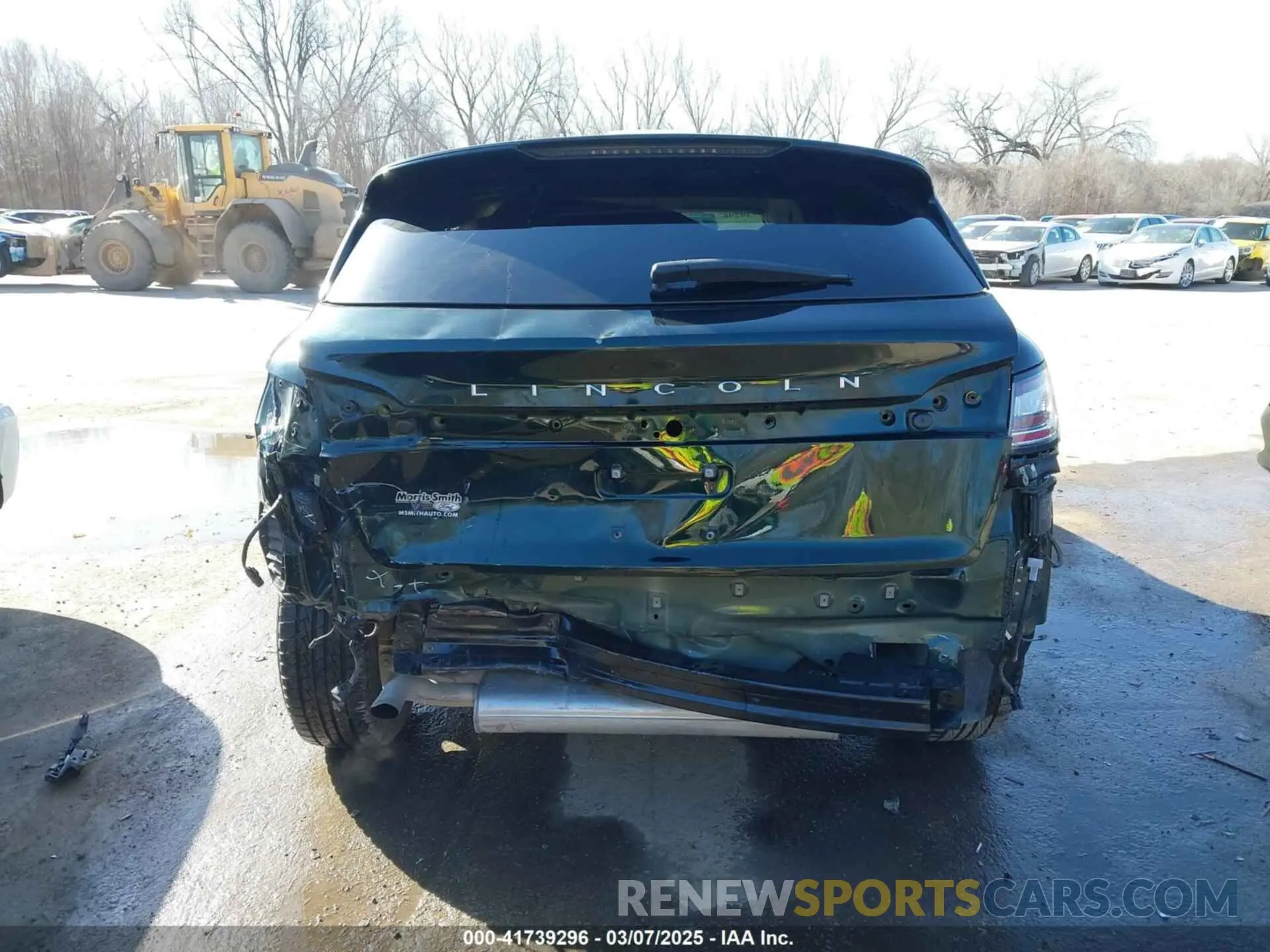 17 Photograph of a damaged car 2LMPJ6K94MBL15057 LINCOLN NAUTILUS 2021