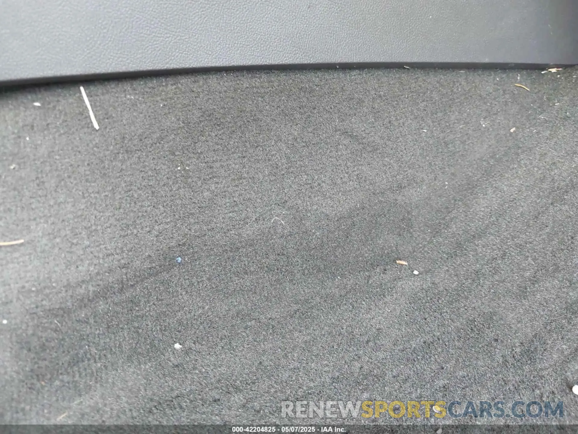 12 Photograph of a damaged car 2LMPJ8J92MBL10856 LINCOLN NAUTILUS 2021