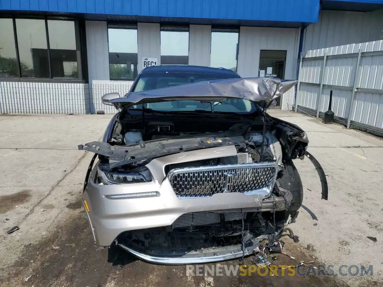5 Photograph of a damaged car 2LMPJ8K91MBL00575 LINCOLN NAUTILUS 2021
