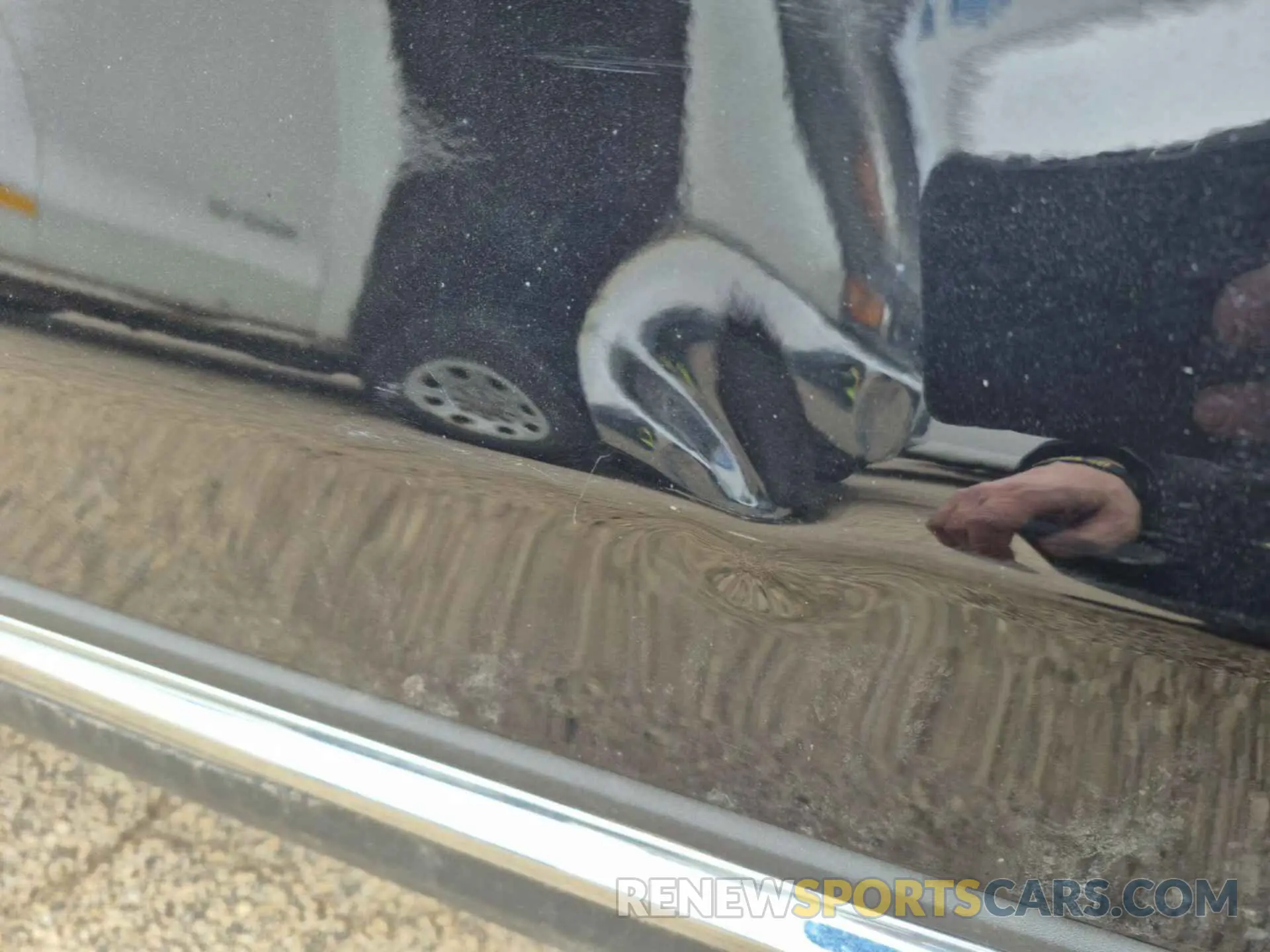 4 Photograph of a damaged car 2LMPJ8K93MBL11433 LINCOLN NAUTILUS 2021