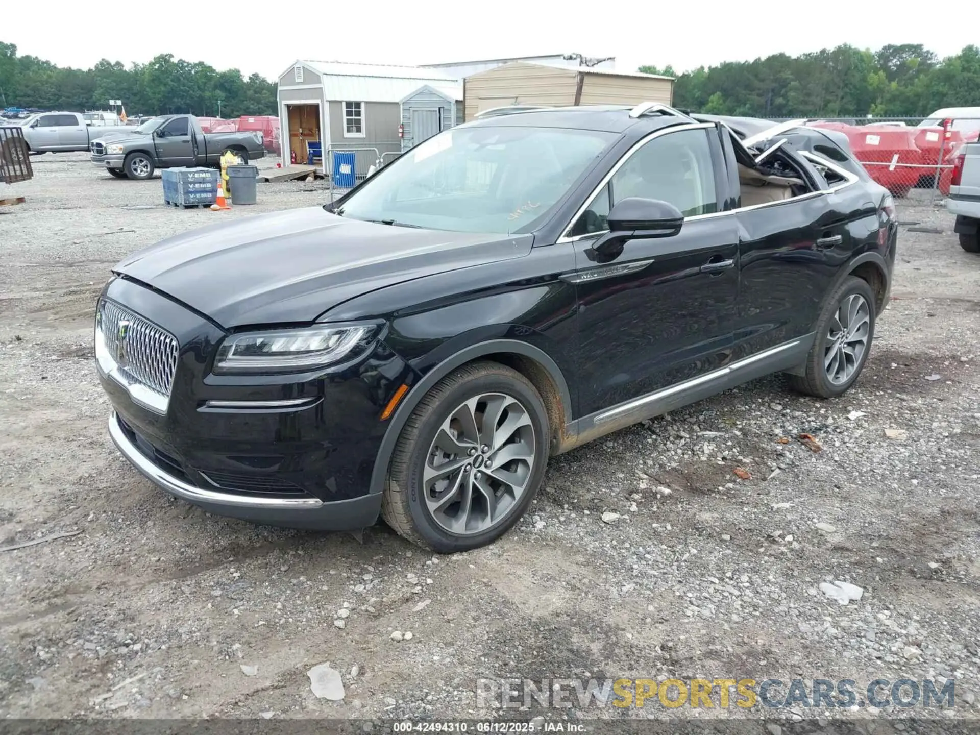 2 Photograph of a damaged car 2LMPJ8K99MBL12344 LINCOLN NAUTILUS 2021