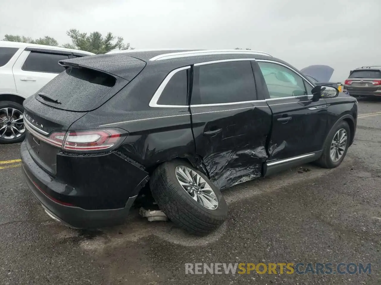3 Photograph of a damaged car 2LMPJ8K9XMBL07802 LINCOLN NAUTILUS 2021