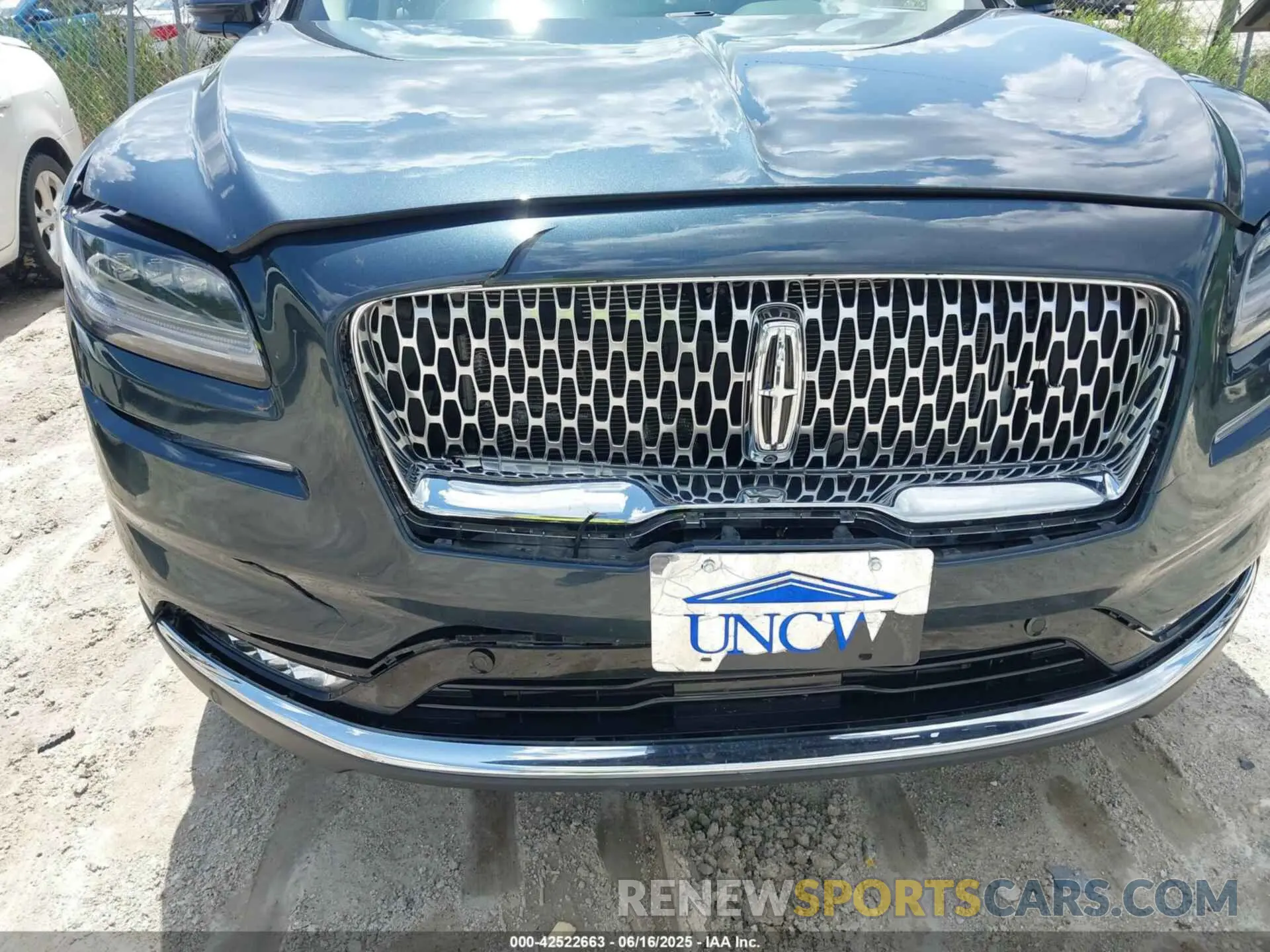 6 Photograph of a damaged car 2LMPJ8KP9MBL16019 LINCOLN NAUTILUS 2021