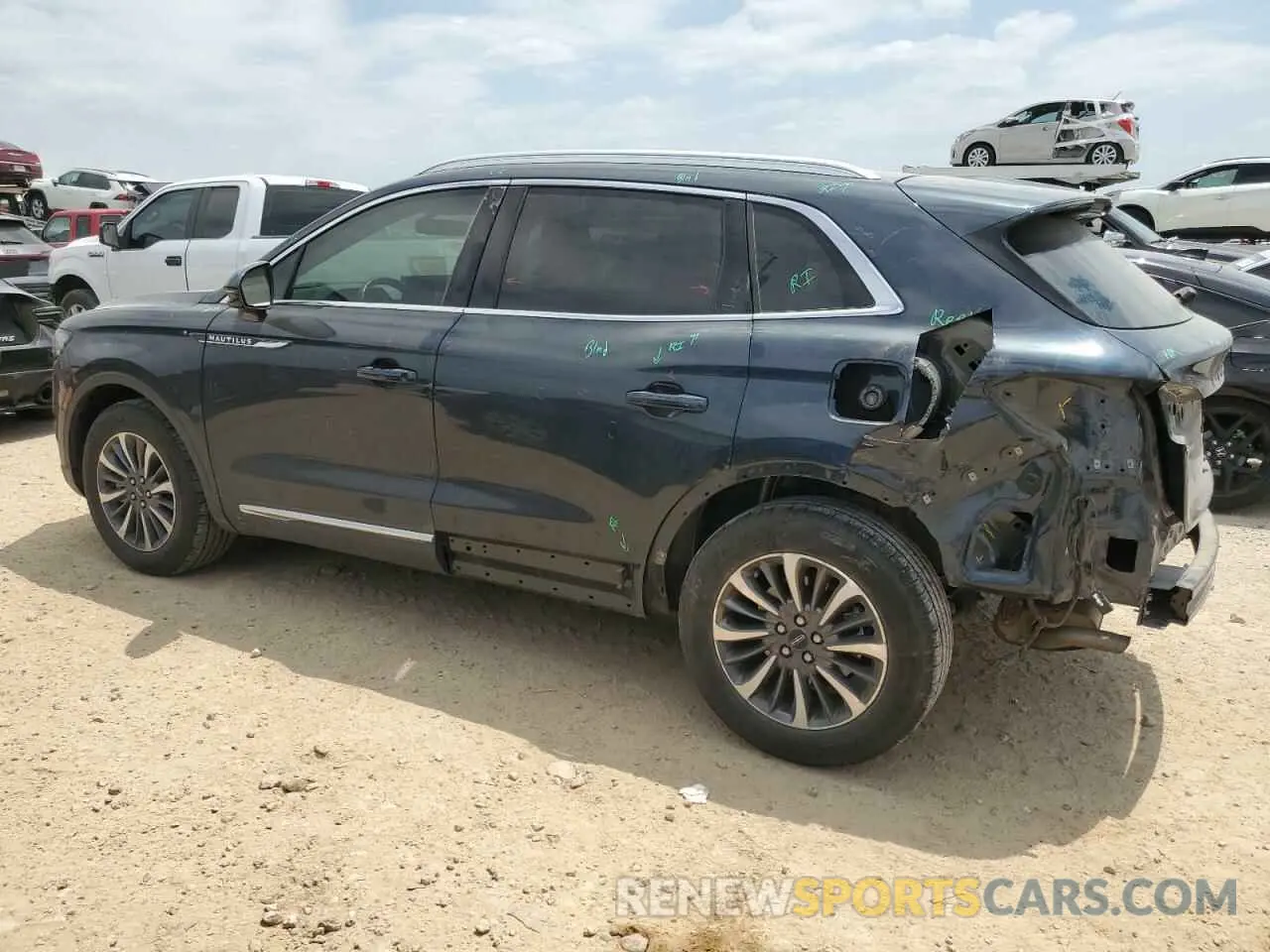 2 Photograph of a damaged car 2LMPJ6J94NBL27969 LINCOLN NAUTILUS 2022