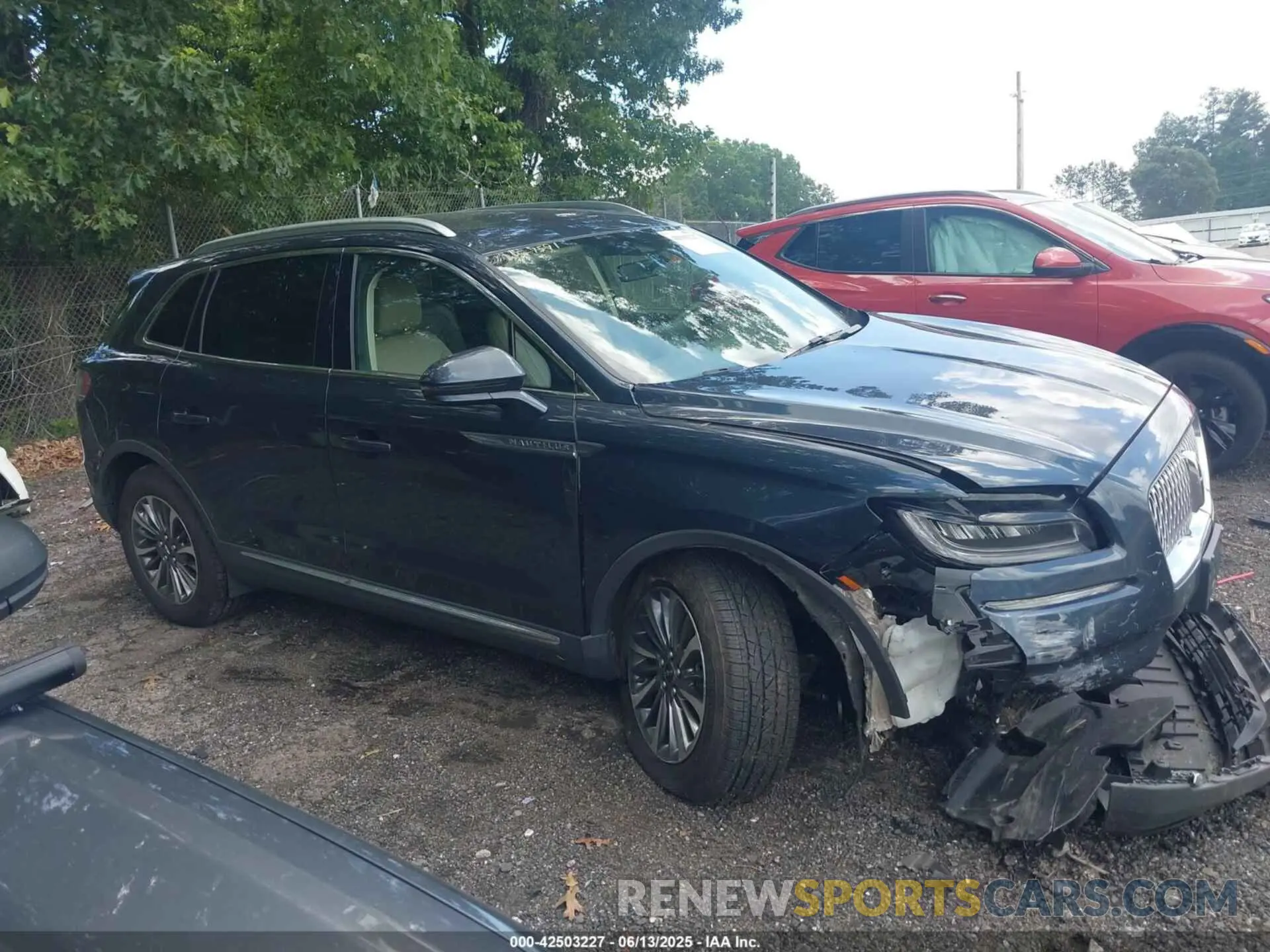 13 Photograph of a damaged car 2LMPJ6J96NBL02846 LINCOLN NAUTILUS 2022
