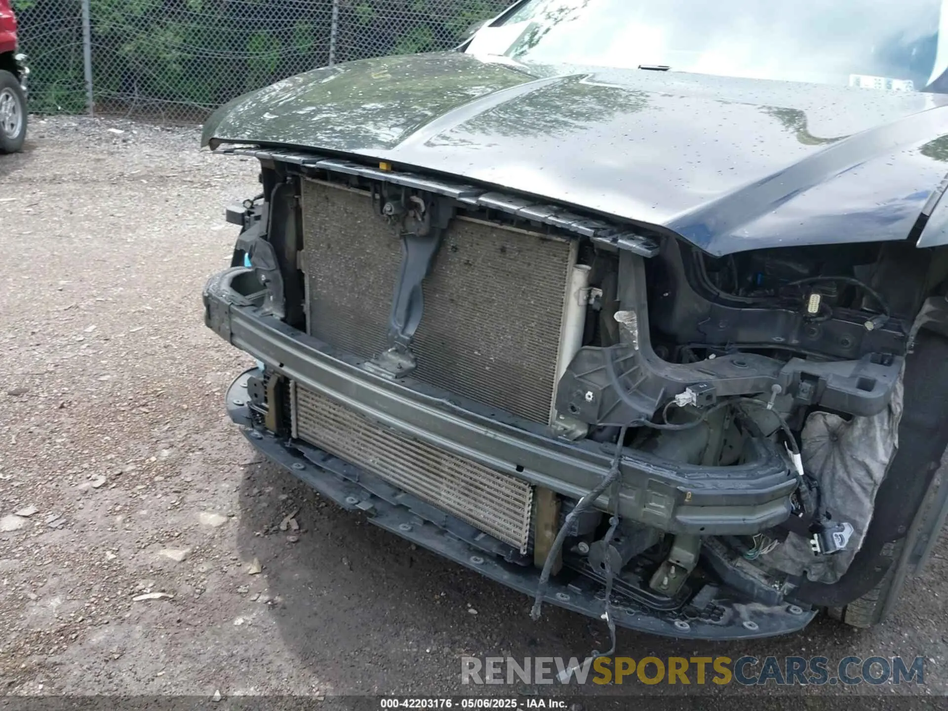 6 Photograph of a damaged car 2LMPJ8J92NBL13418 LINCOLN NAUTILUS 2022
