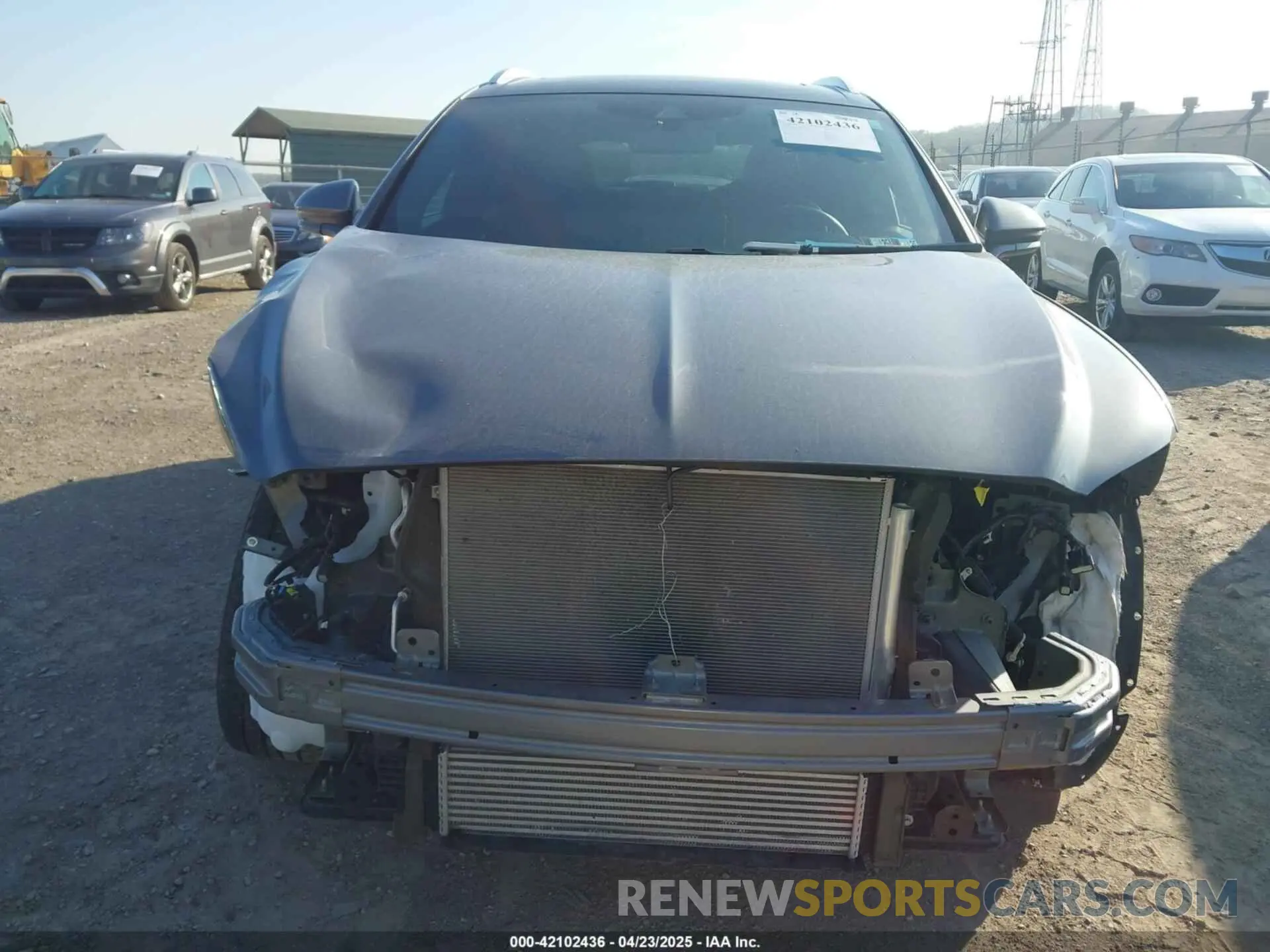 13 Photograph of a damaged car 2LMPJ8K96NBL06860 LINCOLN NAUTILUS 2022